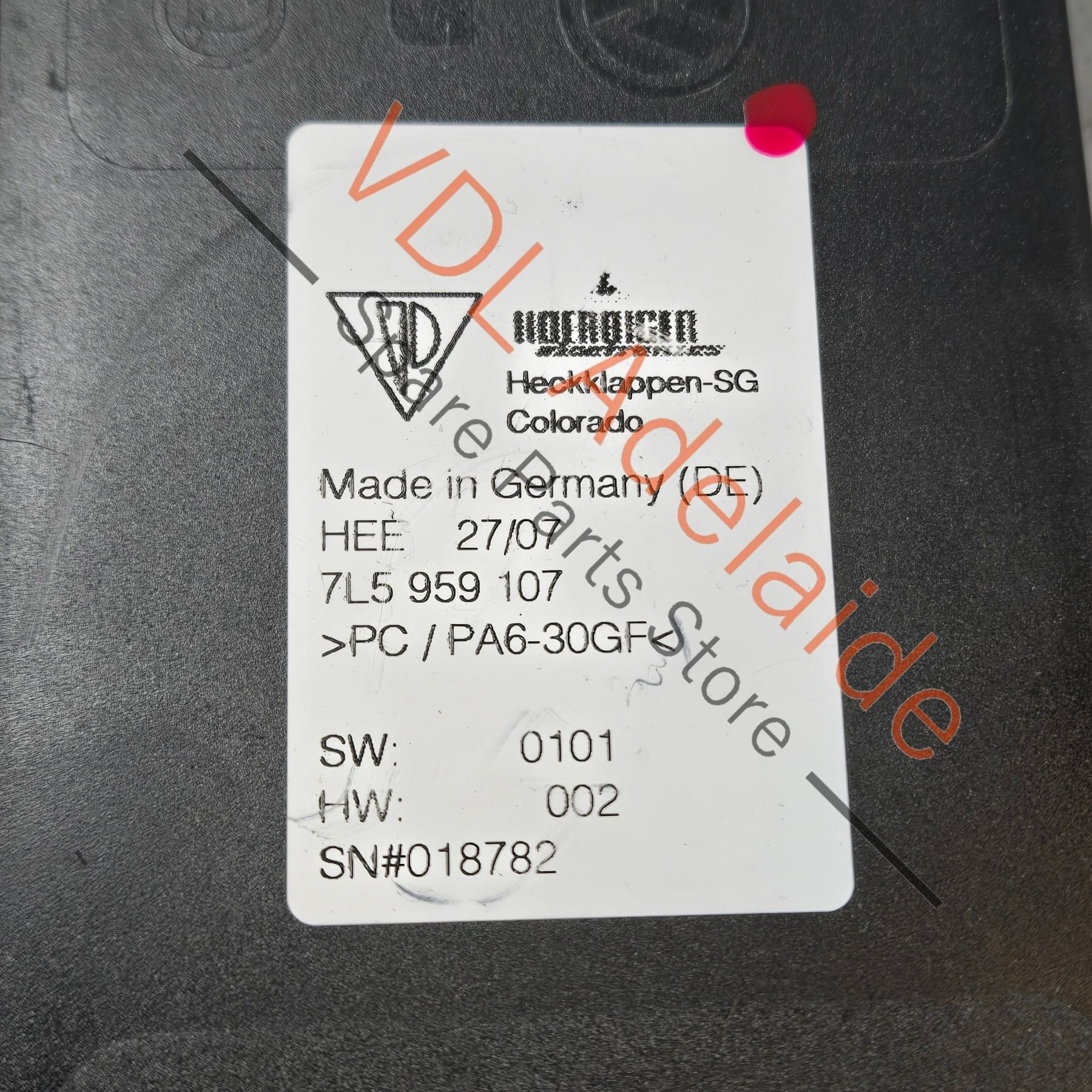 7L5959107 95561808000   Porsche Cayenne 957 Tailgate Control Module 7L5959107 95561808000