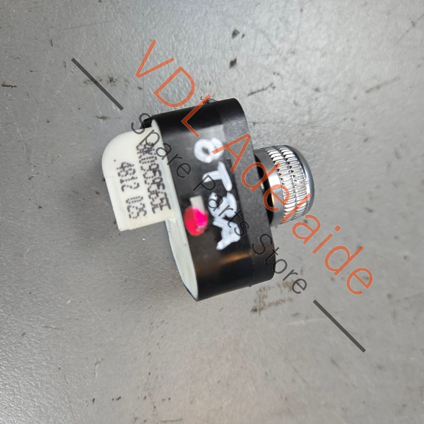 8K0959565E Audi RS5 Power Folding Mirror Switch 8K0959565E