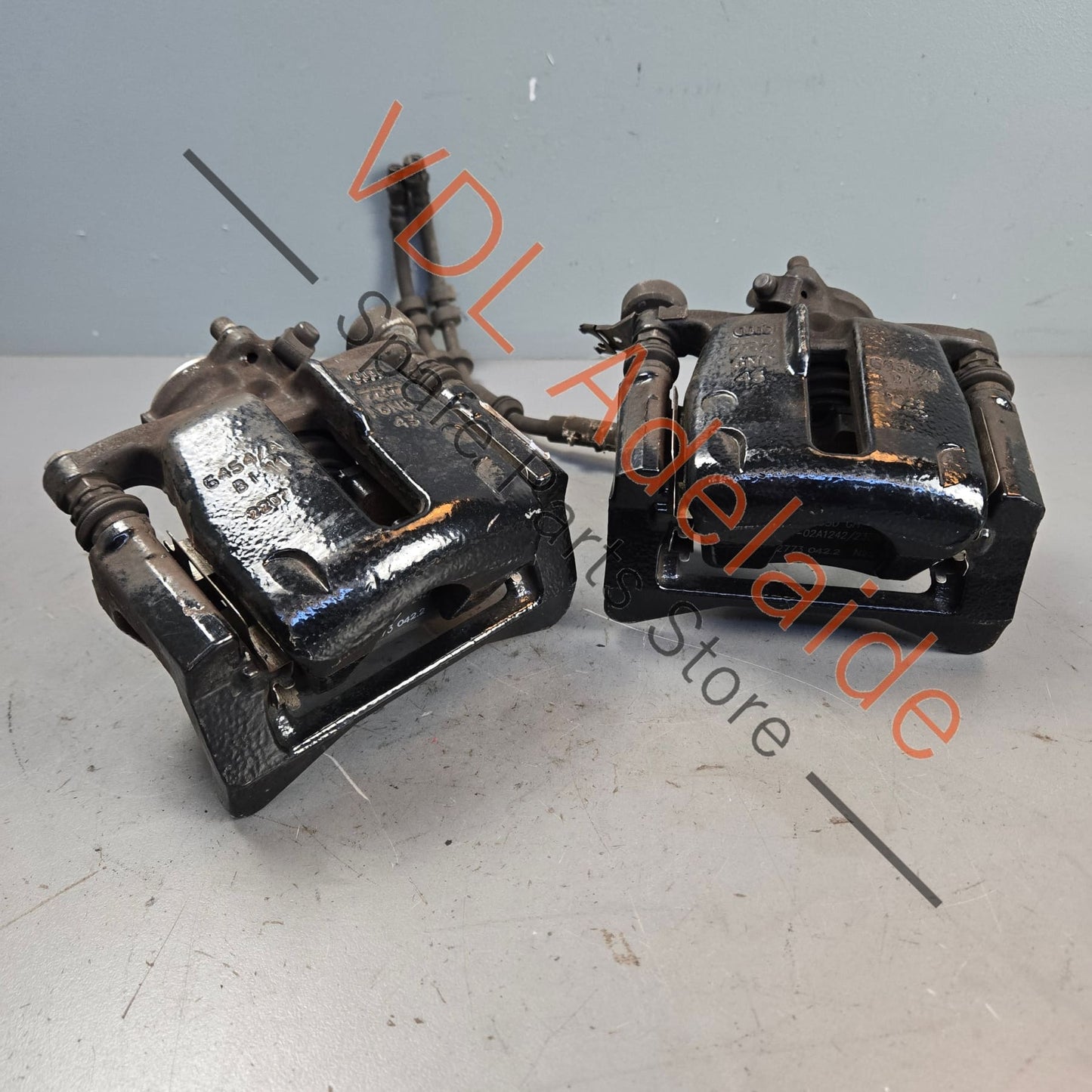 8K0615403D 8K0615404D Audi RS4 RS5 Rear Brake Caliper Pair for 330 x 22mm rotor