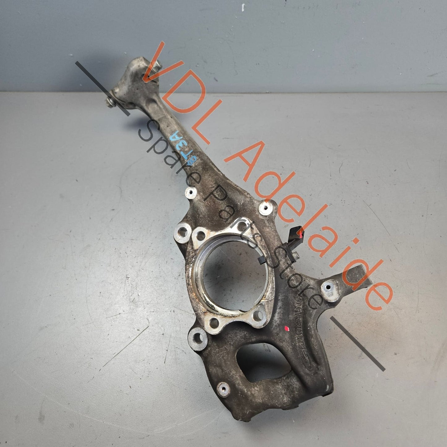4G0407254B Audi RS5 Front Right Wheel Bearing Housing Hub Knuckle 4G0407254B