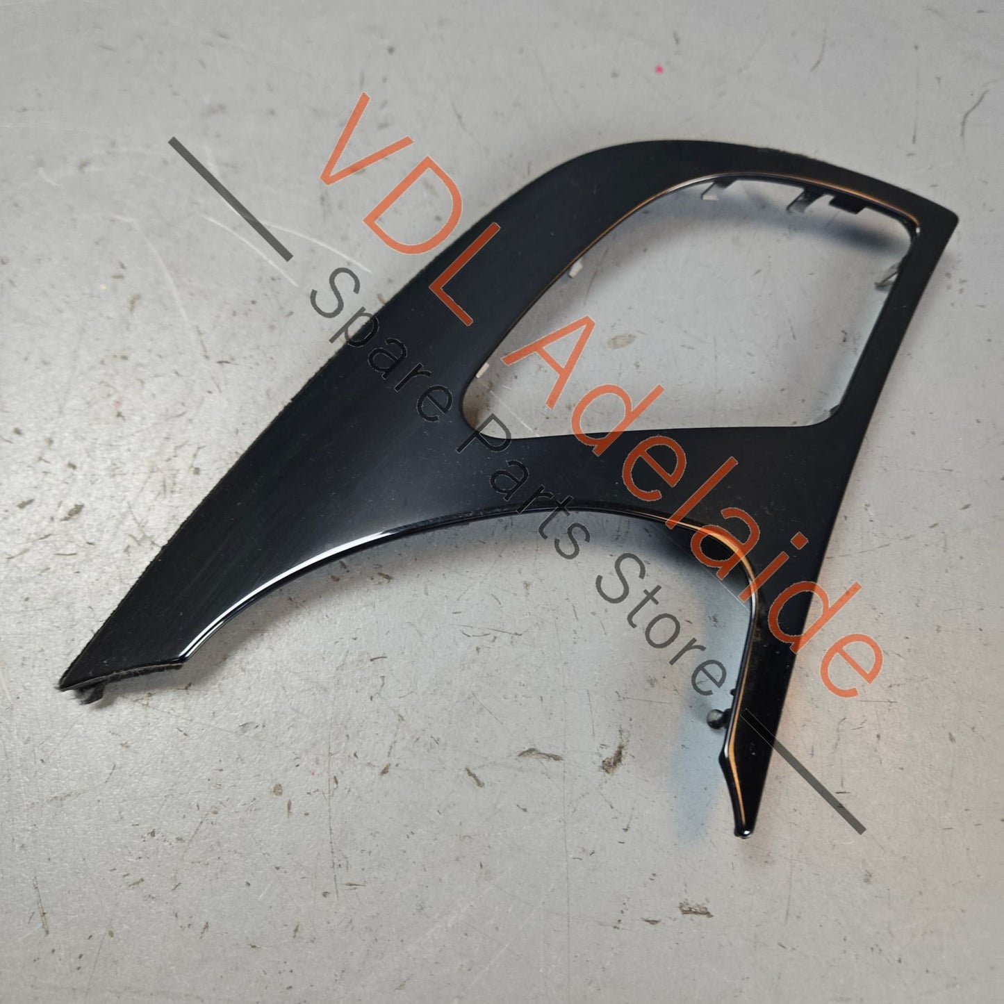 8T2820902JDBE Audi A5 S5 RS5 Right Side Air Vent Dashboard Trim Gloss Black 8T2820902J DBE