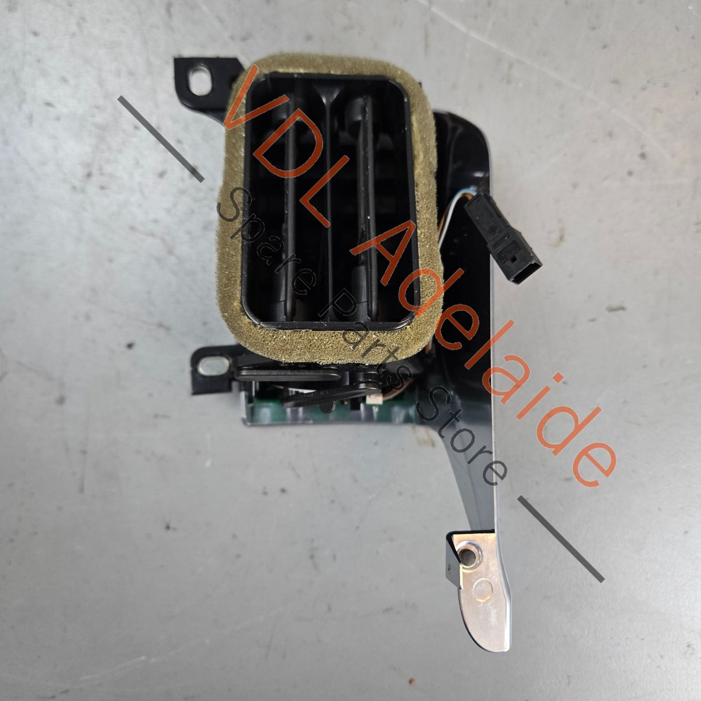 97055317202DAP Porsche Panamera 970 Rear Right Passenger Air Vent 97055317202 DAP