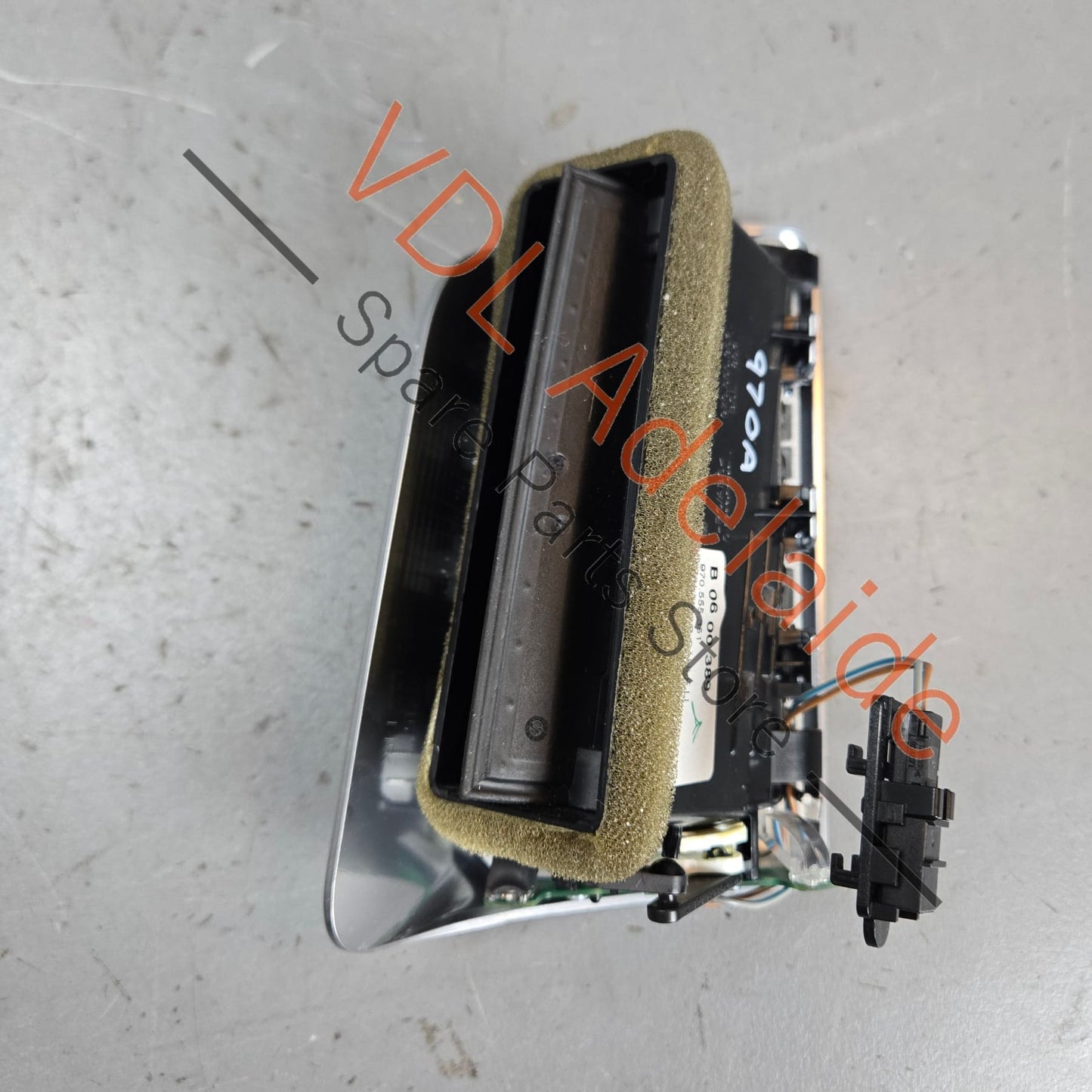 970555351 97055535101DAP Porsche Panamera 970 Left Side B Pillar Air Vent 97055535101 DAP