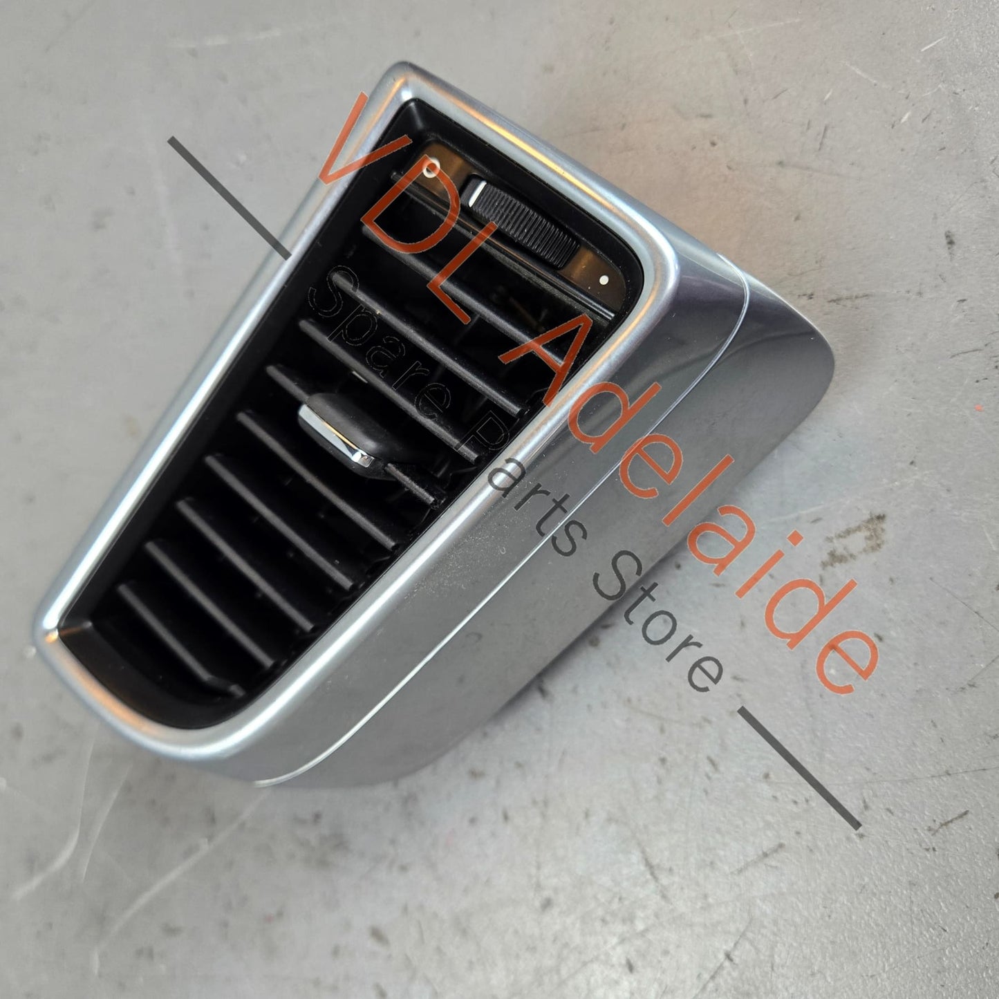 970555352 97055535201DAP Porsche Panamera 970 Right Side B Pillar Air Vent 97055535201 DAP