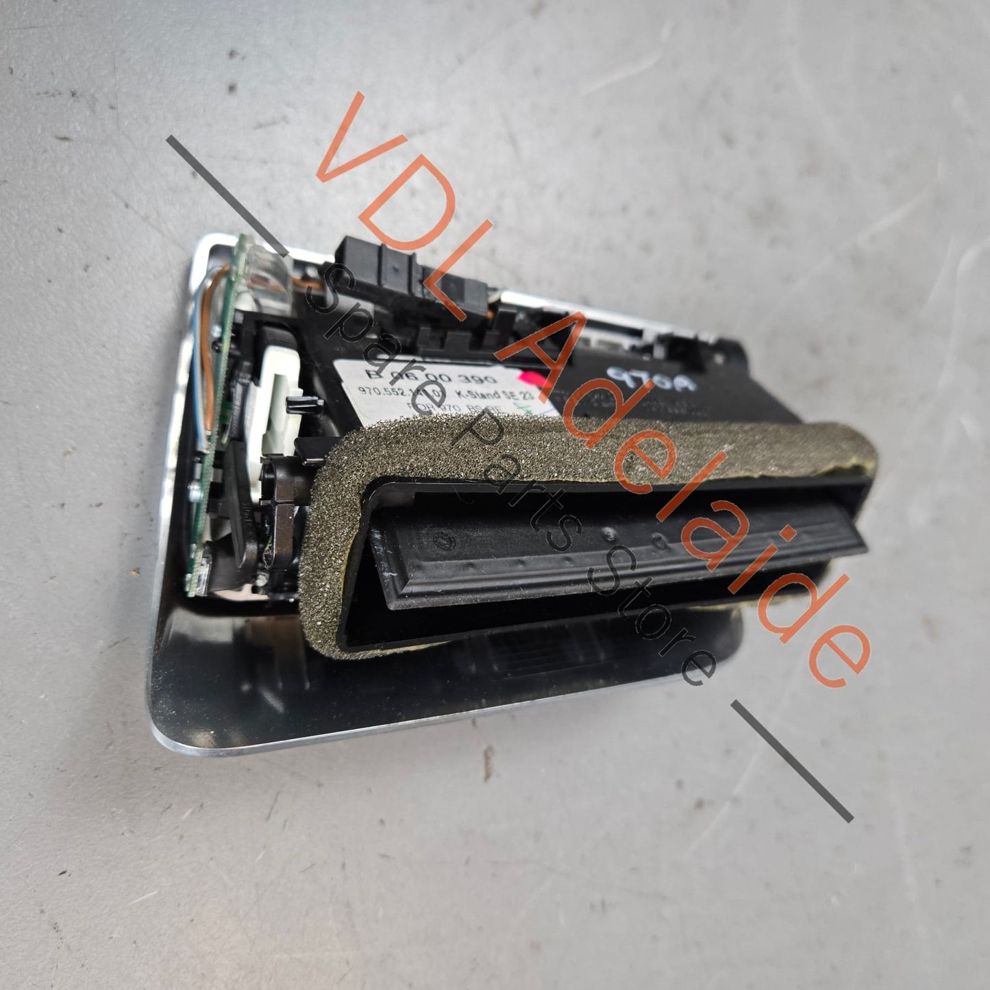 970555352 97055535201DAP Porsche Panamera 970 Right Side B Pillar Air Vent 97055535201 DAP