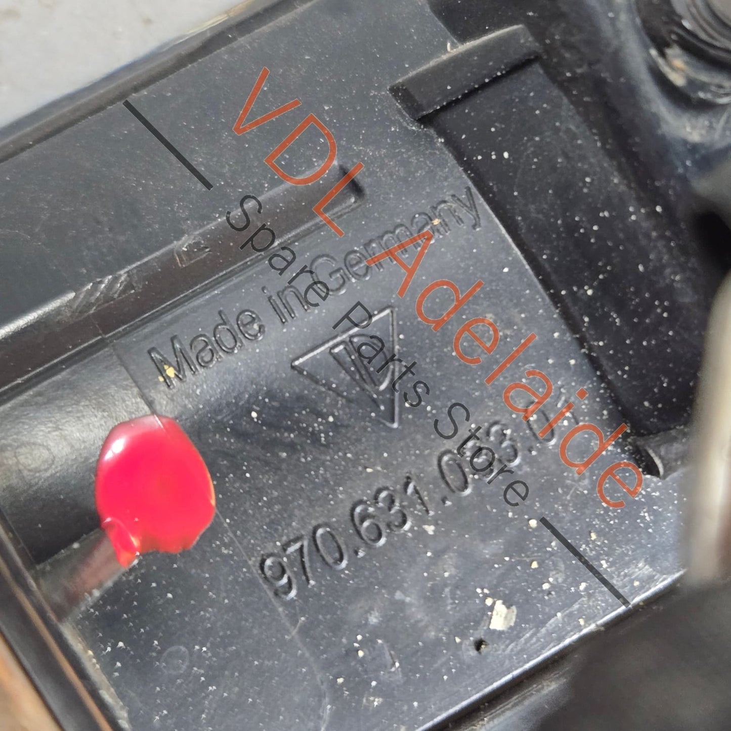 97063103301 97063103302 Porsche Panamera 970 Turn Signal Blinker Flasher Left Side 97063103302