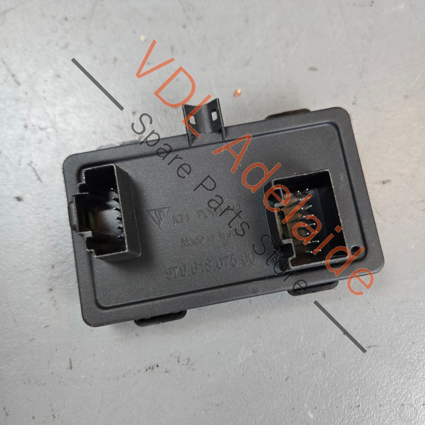 97061807500 Porsche Panamera 970 Battery Control Module 97061807500