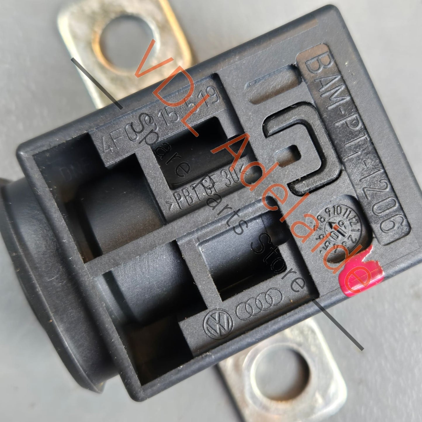 95561120501 4F0915519 Porsche Battery Isolator Pyro Fuse 95561120501 4F0915519