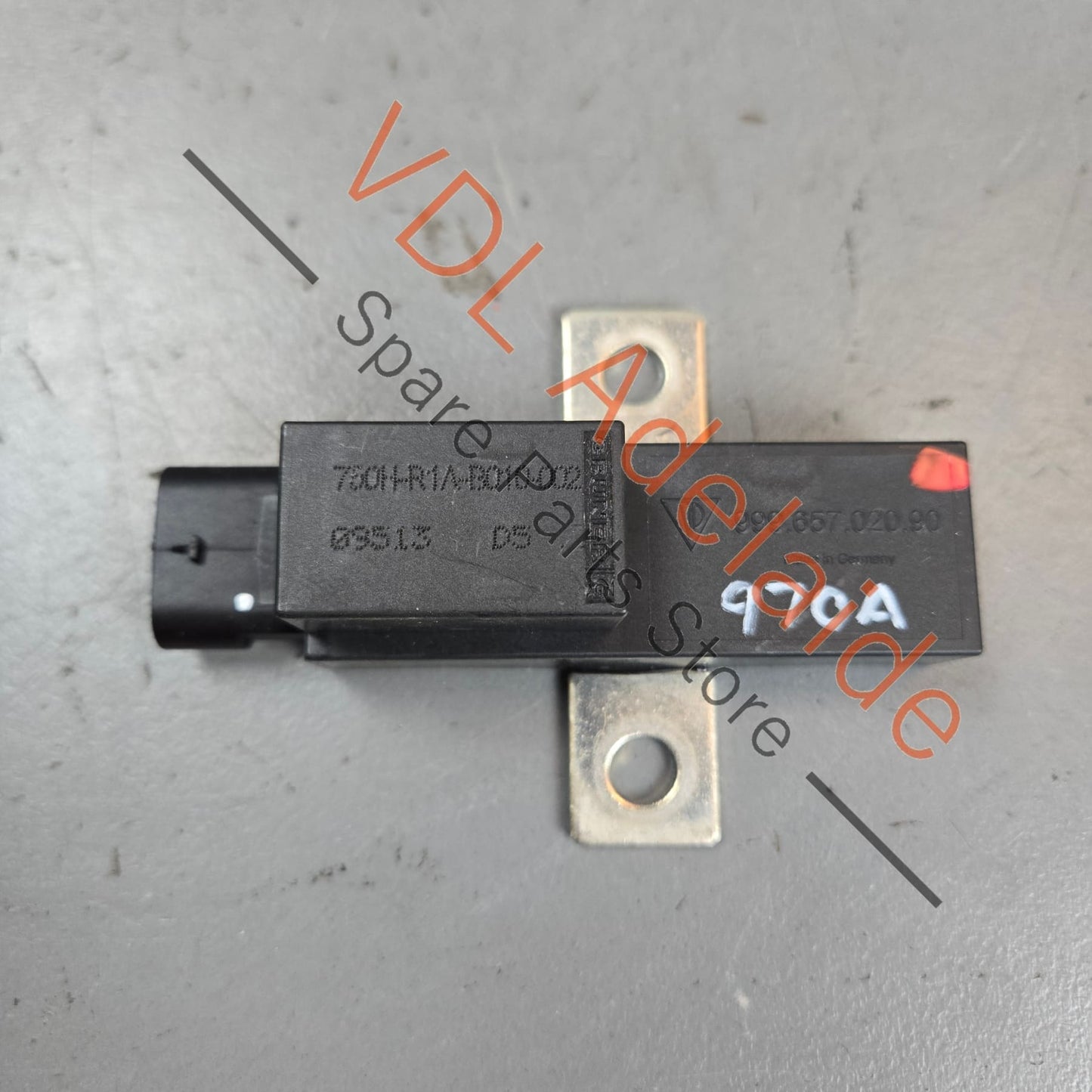 99965702090 Porsche Panamera Cayenne Battery Isolation Fuse Pyro 99965702090