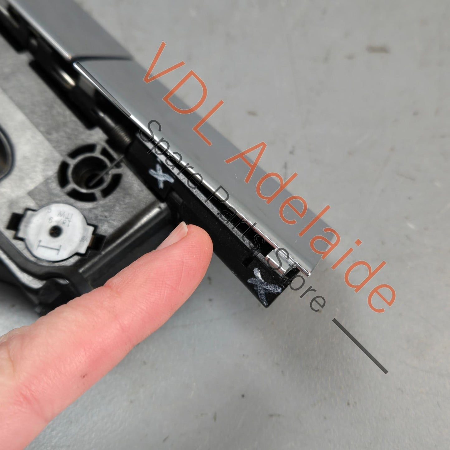 97055239300 97055239301 Porsche Panamera Drinks Holder Flip Out Fold Away 97055239300