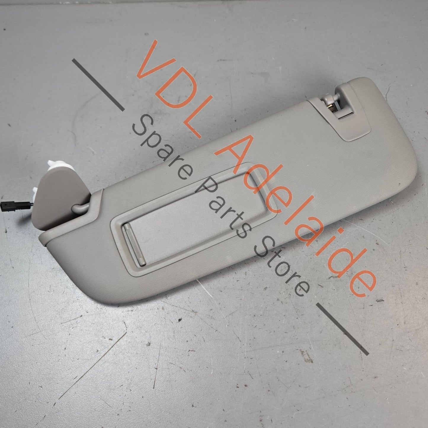 97073103117BA3 97073103117 Porsche Panamera 970 Left Sun Visor 97073103117 BA3 Platinum Grey