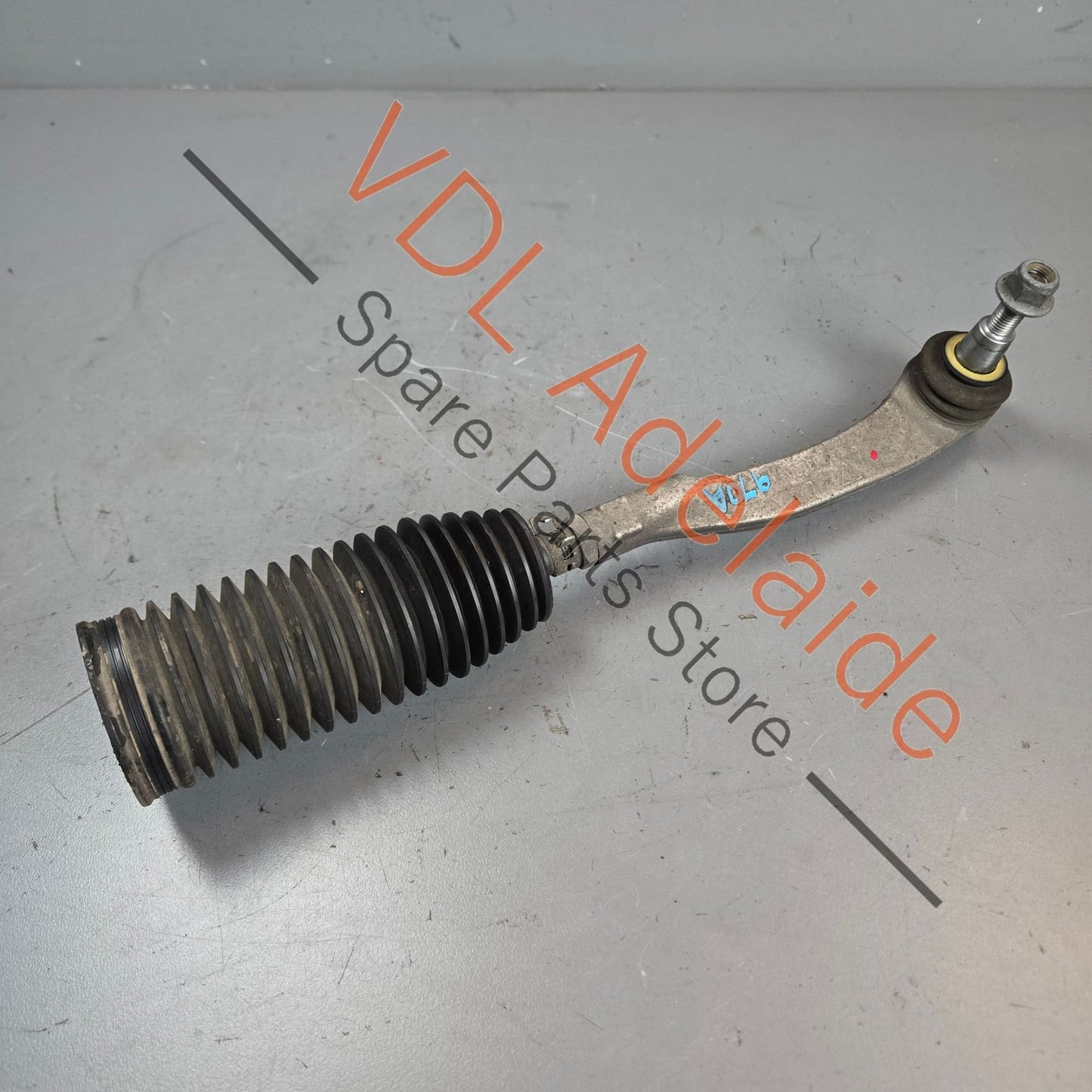 97034713101 97034713300 Porsche Panamera Left Side Steering Rack End Tie Rod 97034713101 97034713300