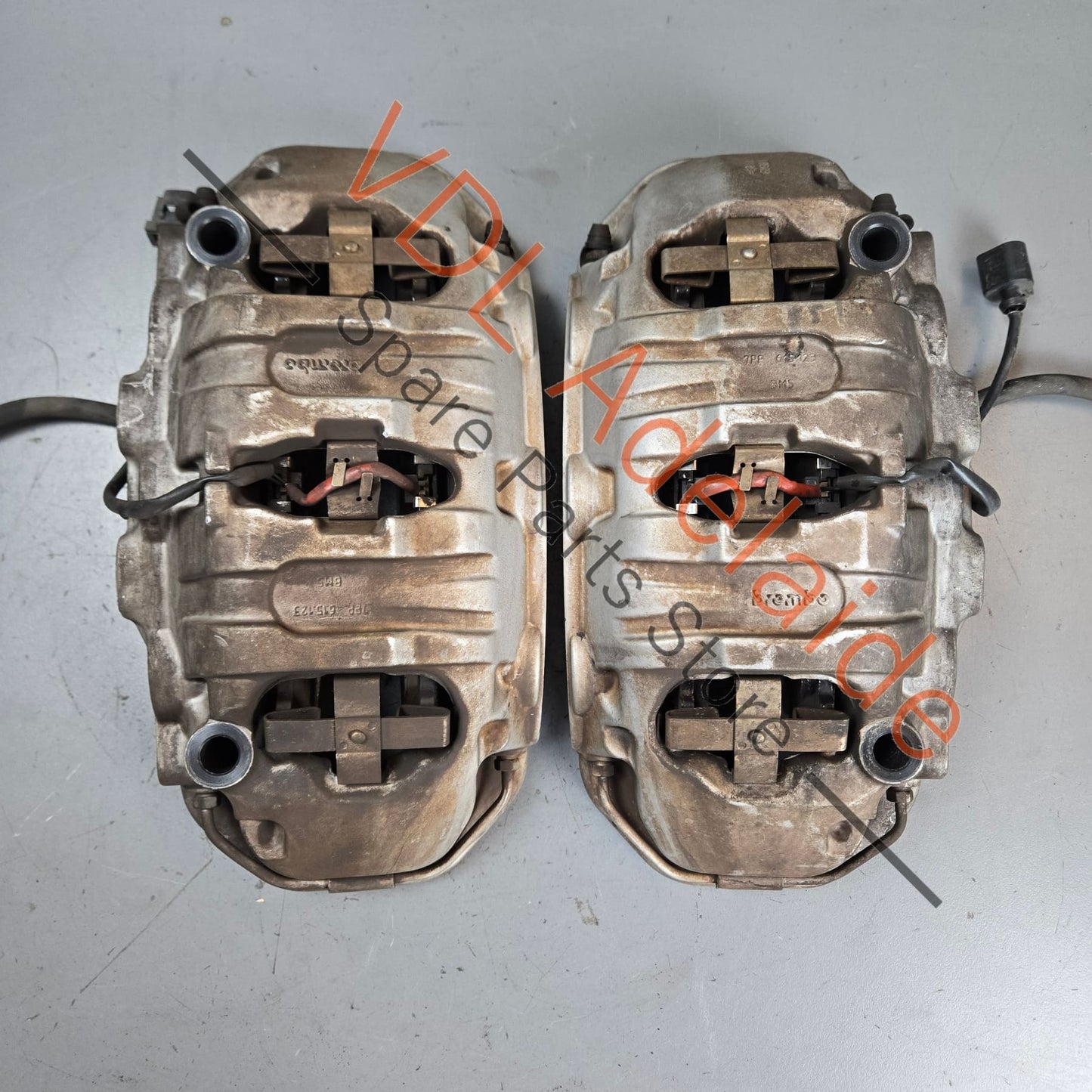 7PP615149AQ 7PP615150AQ Porsche 360mm 6 Piston Brake Caliper Brembo Pair Front 7PP615149AQ, 7PP615150AQ