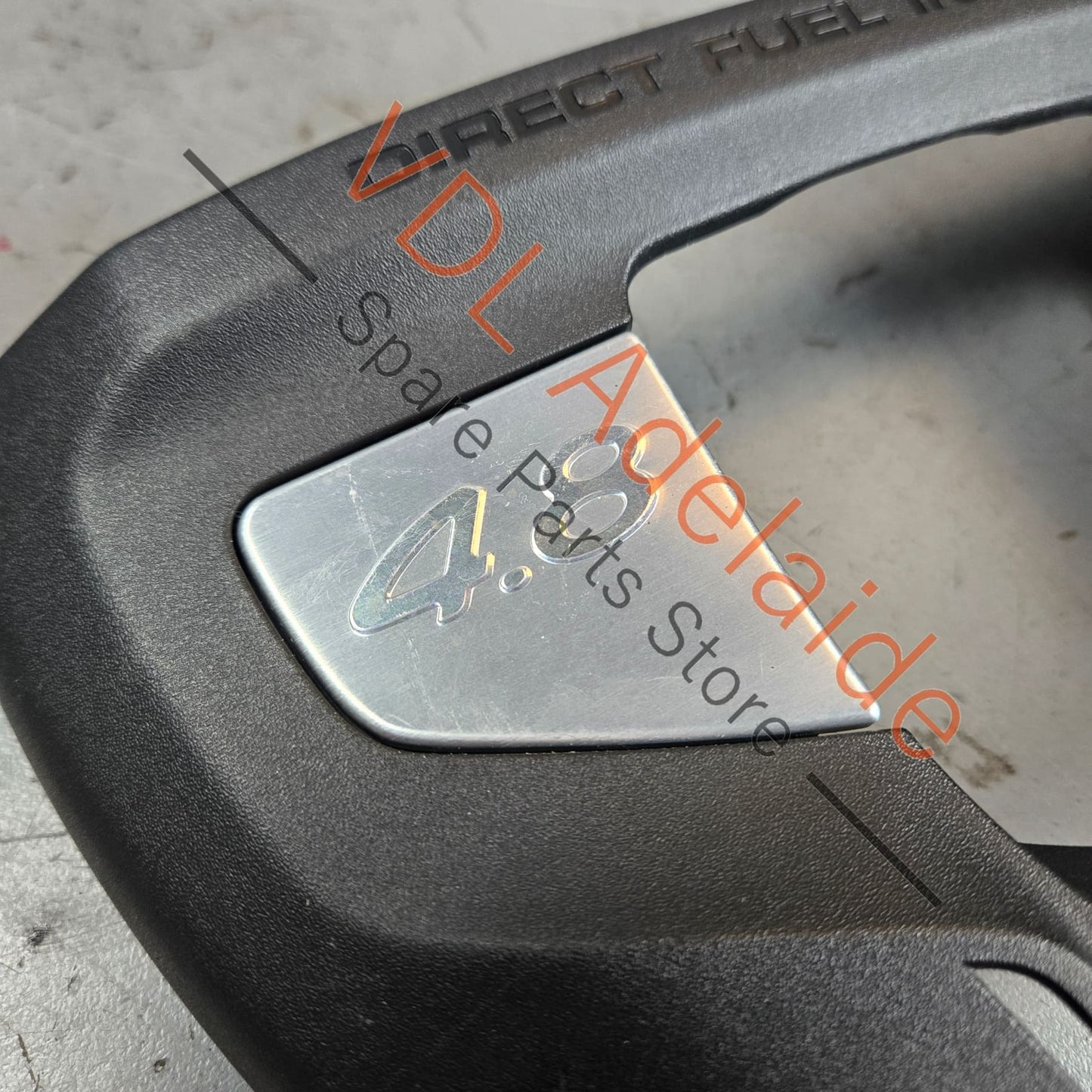 7PP130114 Porsche 4.8 V8 Engine Cover Front Trim with Badge Direct Injection 7PP130114