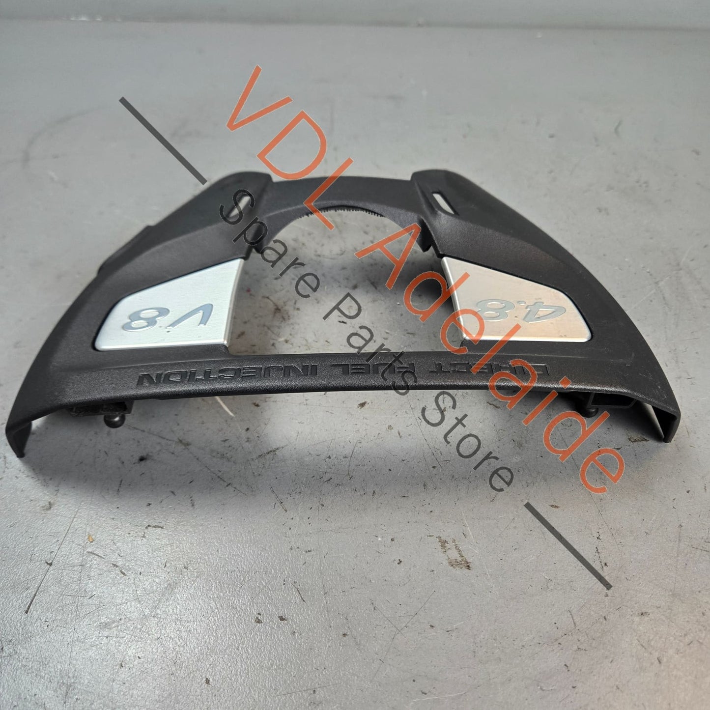 7PP130114 Porsche 4.8 V8 Engine Cover Front Trim with Badge Direct Injection 7PP130114