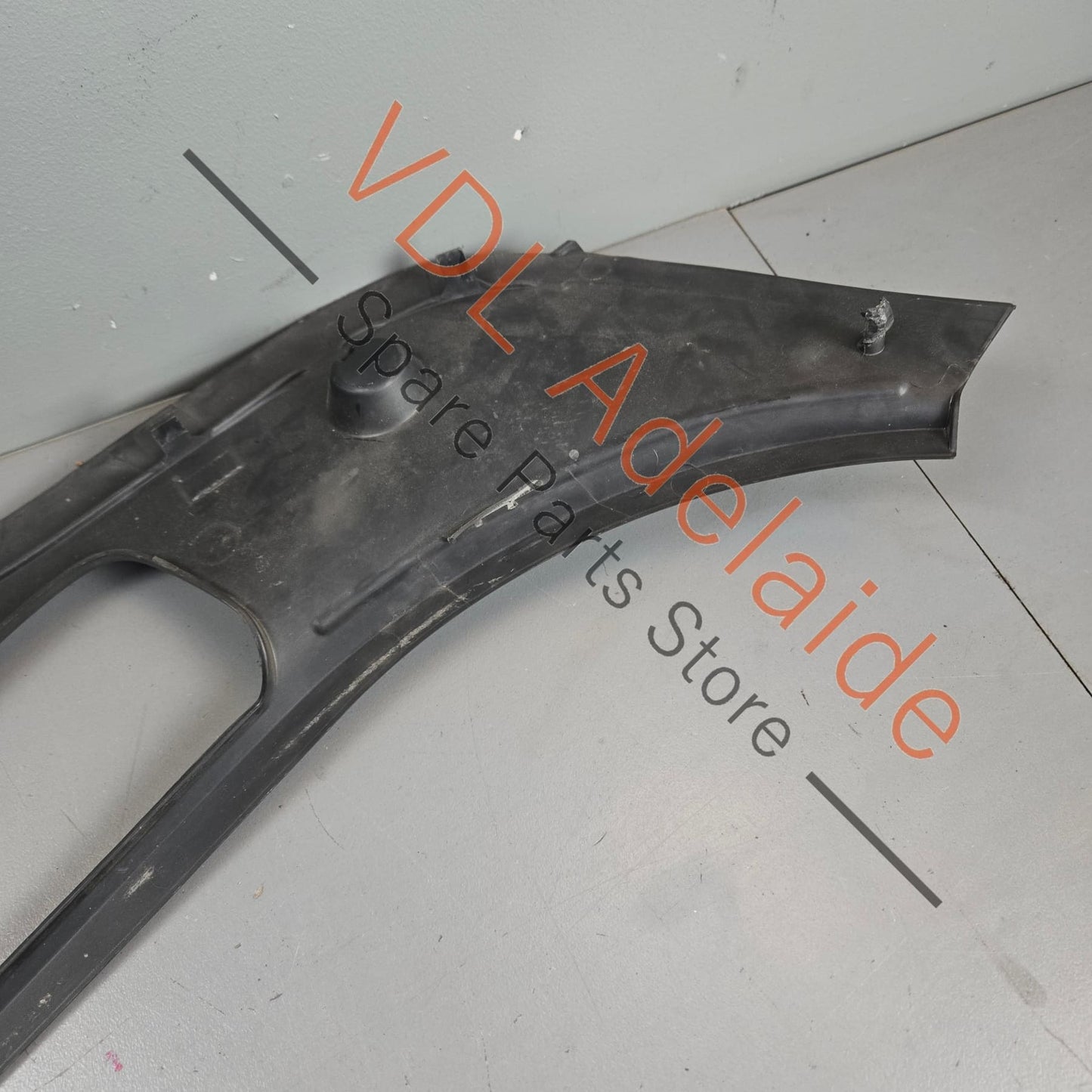97050481100 970504811011 Porsche Panamera 970 Engine Bay Plastic Trim 97050481101 1E0
