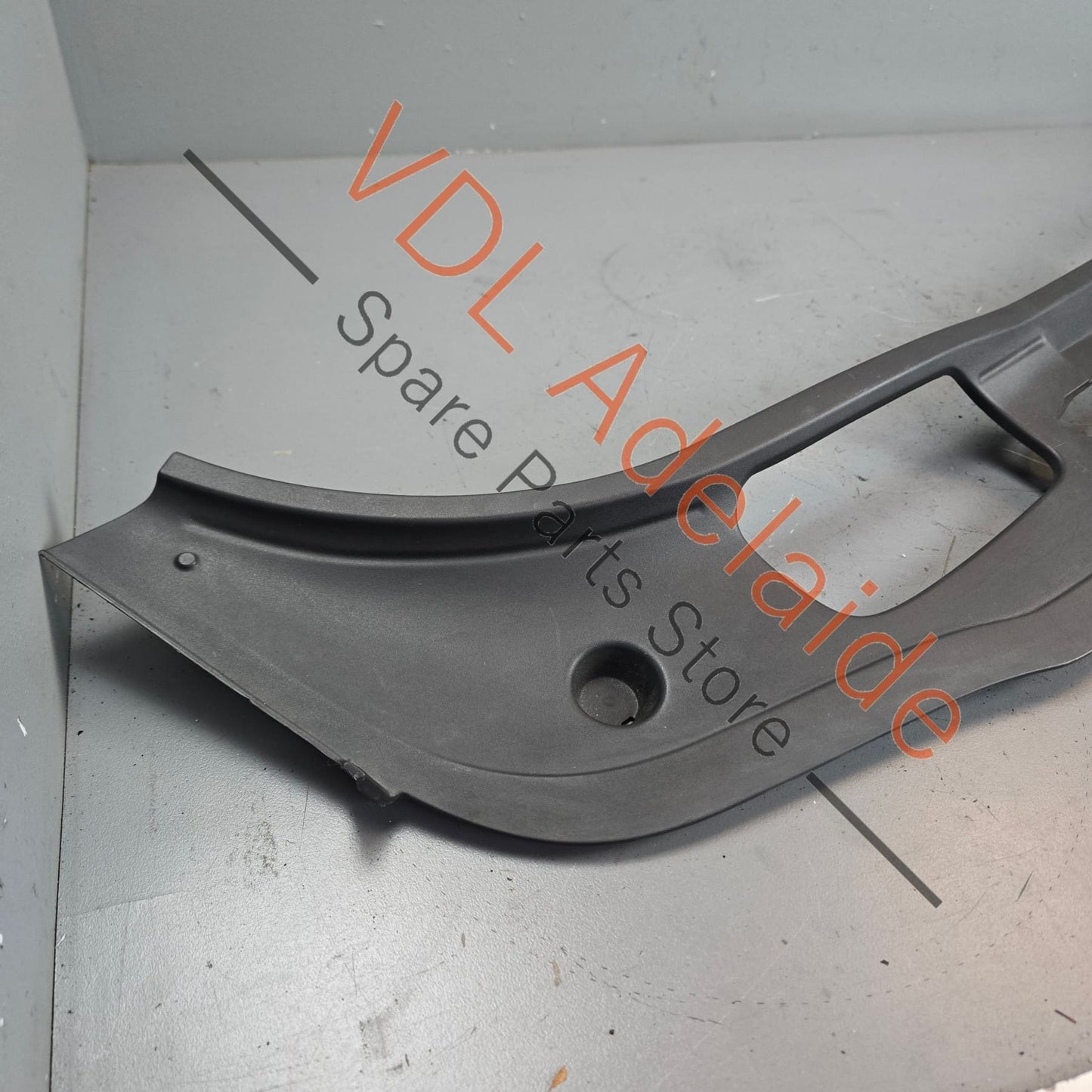 97050481100 970504811011 Porsche Panamera 970 Engine Bay Plastic Trim 97050481101 1E0
