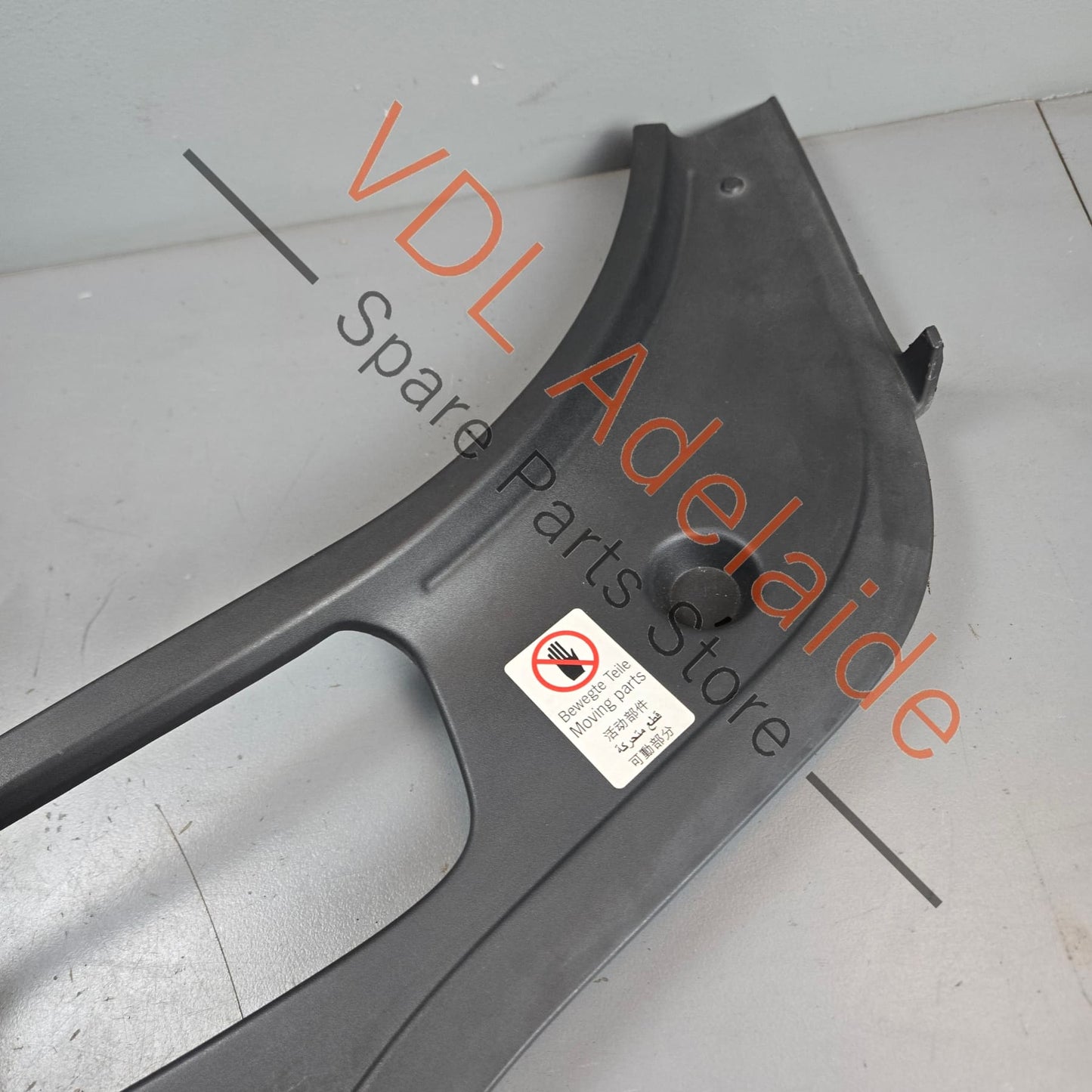97050481100 970504811011 Porsche Panamera 970 Engine Bay Plastic Trim 97050481101 1E0