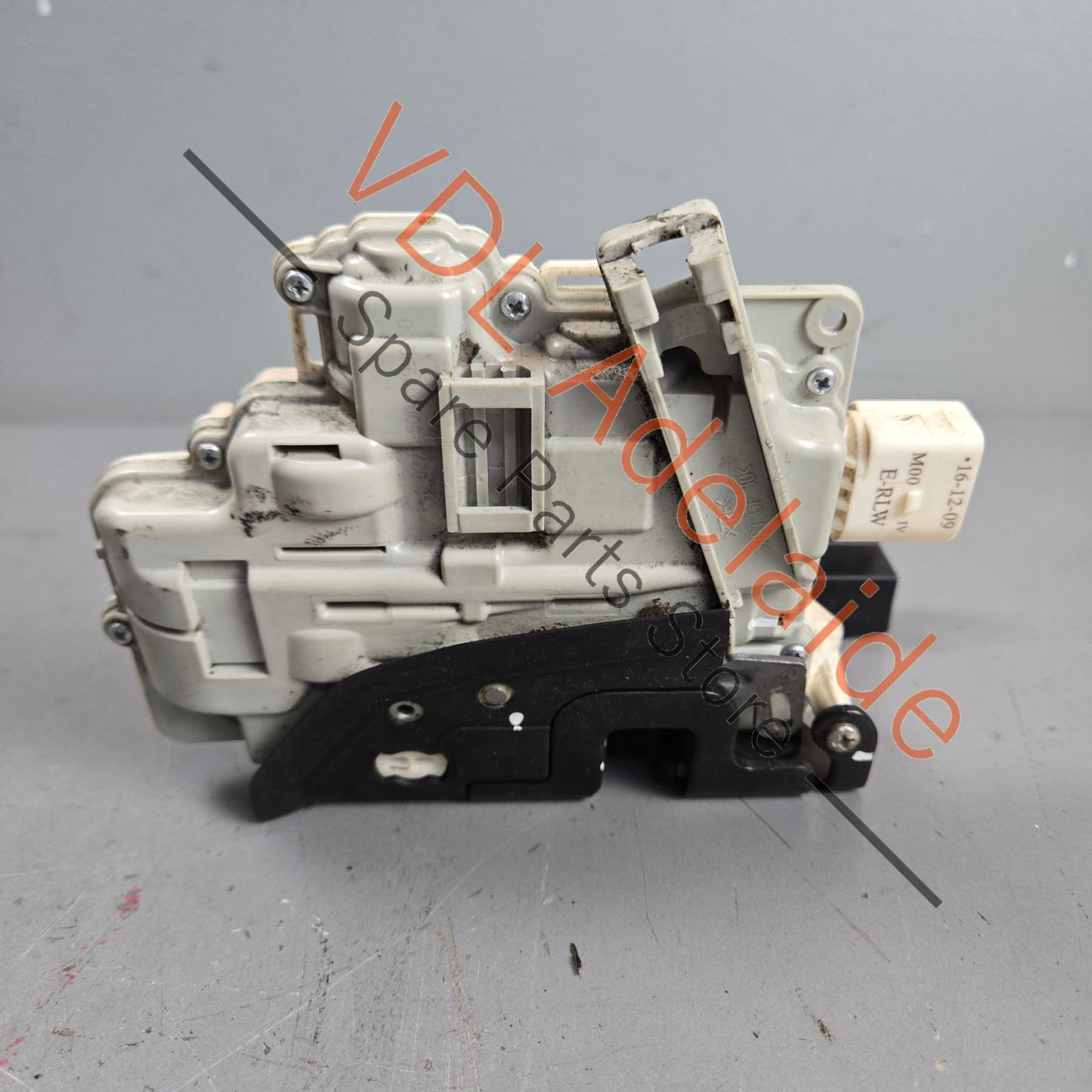 8J2837015A 9A783741501 Porsche Panamera 970 Left Front Door Lock 9A783741501 8J2837015A
