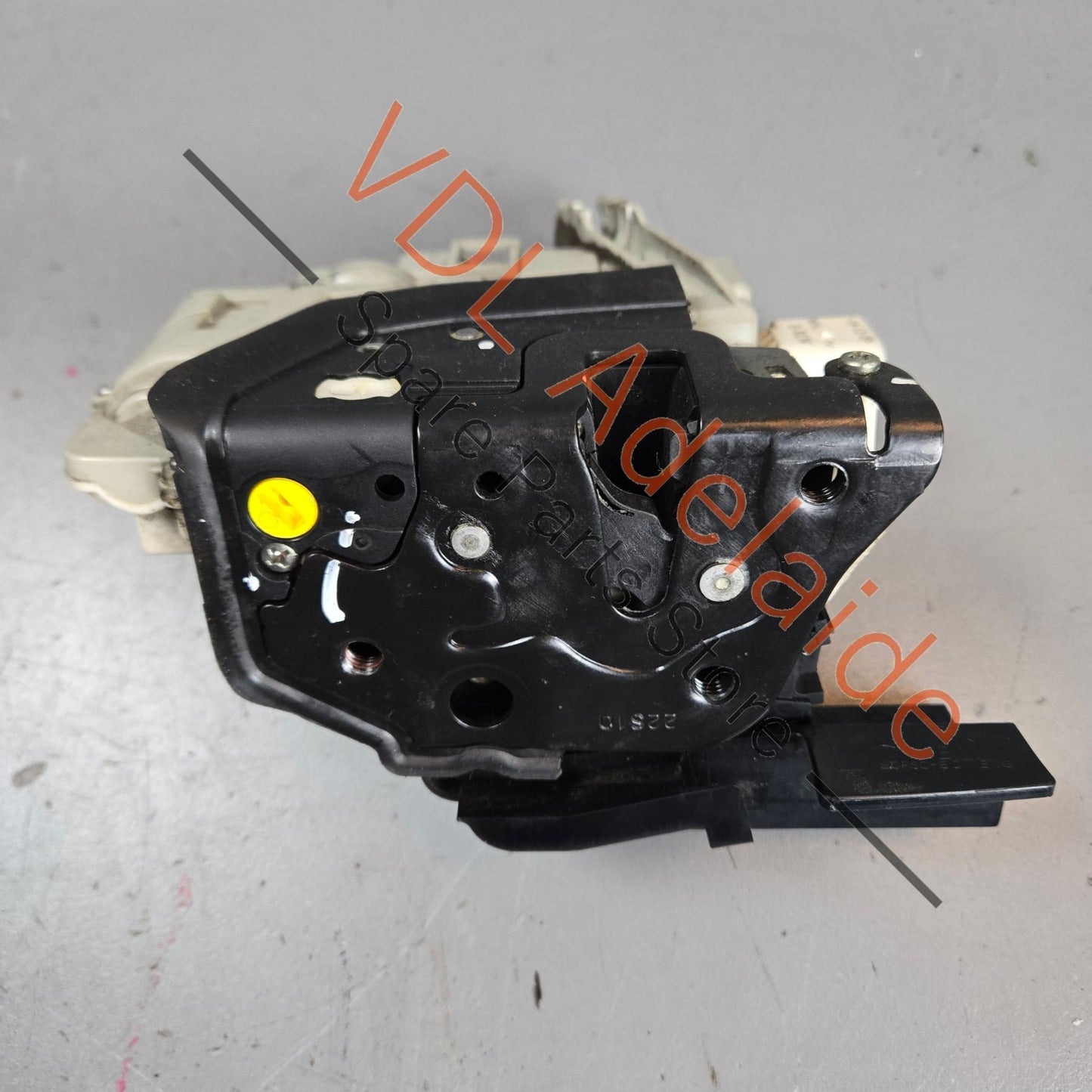 8J2837015A 9A783741501 Porsche Panamera 970 Left Front Door Lock 9A783741501 8J2837015A