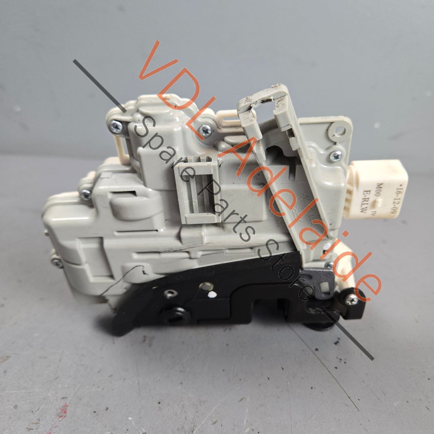 9A783911500 8k0839015 Porsche Panamera 970 Left Rear Door Lock 9A783911500 8K0839015