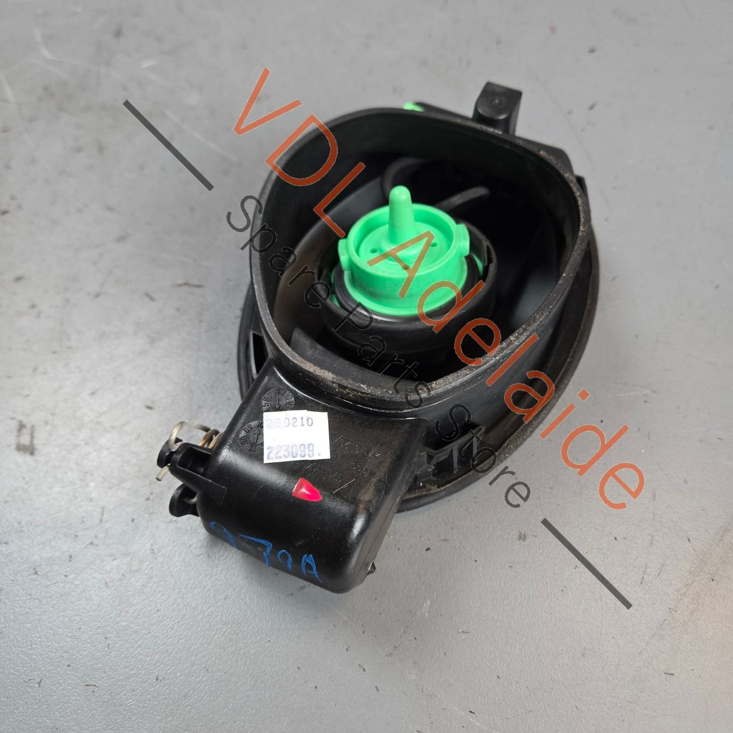 97050419406 Porsche Panamera 970 Fuel Filler Lid Cap Flap Backing 97050419406