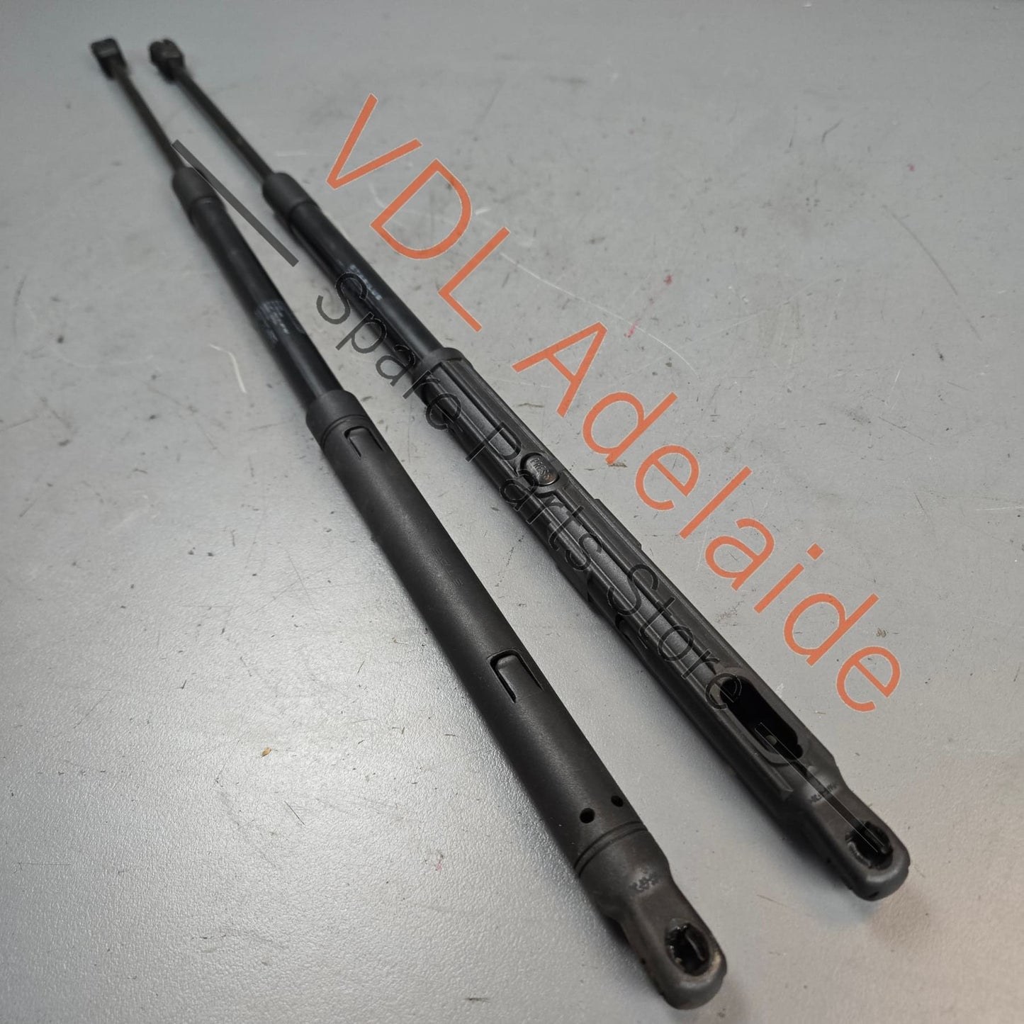 97051157100 97051157200 Porsche Panamera 970 Bonnet Gas Strut Set L&R 97051157100 97051157200