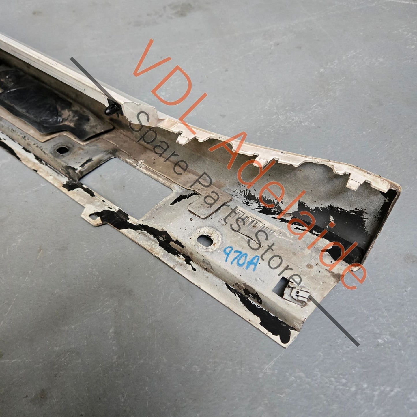 97055920110G2L 97055950100 Porsche Panamera 970 Left Side Sideskirt Rocker Moulding Exterior Trim 97055920110 G2L 97055950100