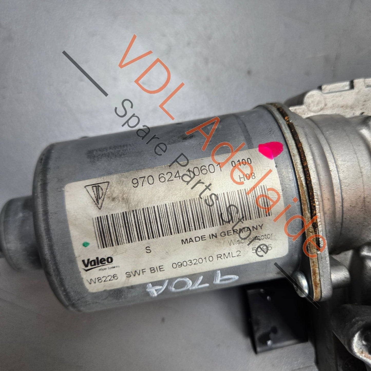 97062410601 97062410603 Porsche Panamera 970 Windscreen Wiper Motor Assembly 97062410601