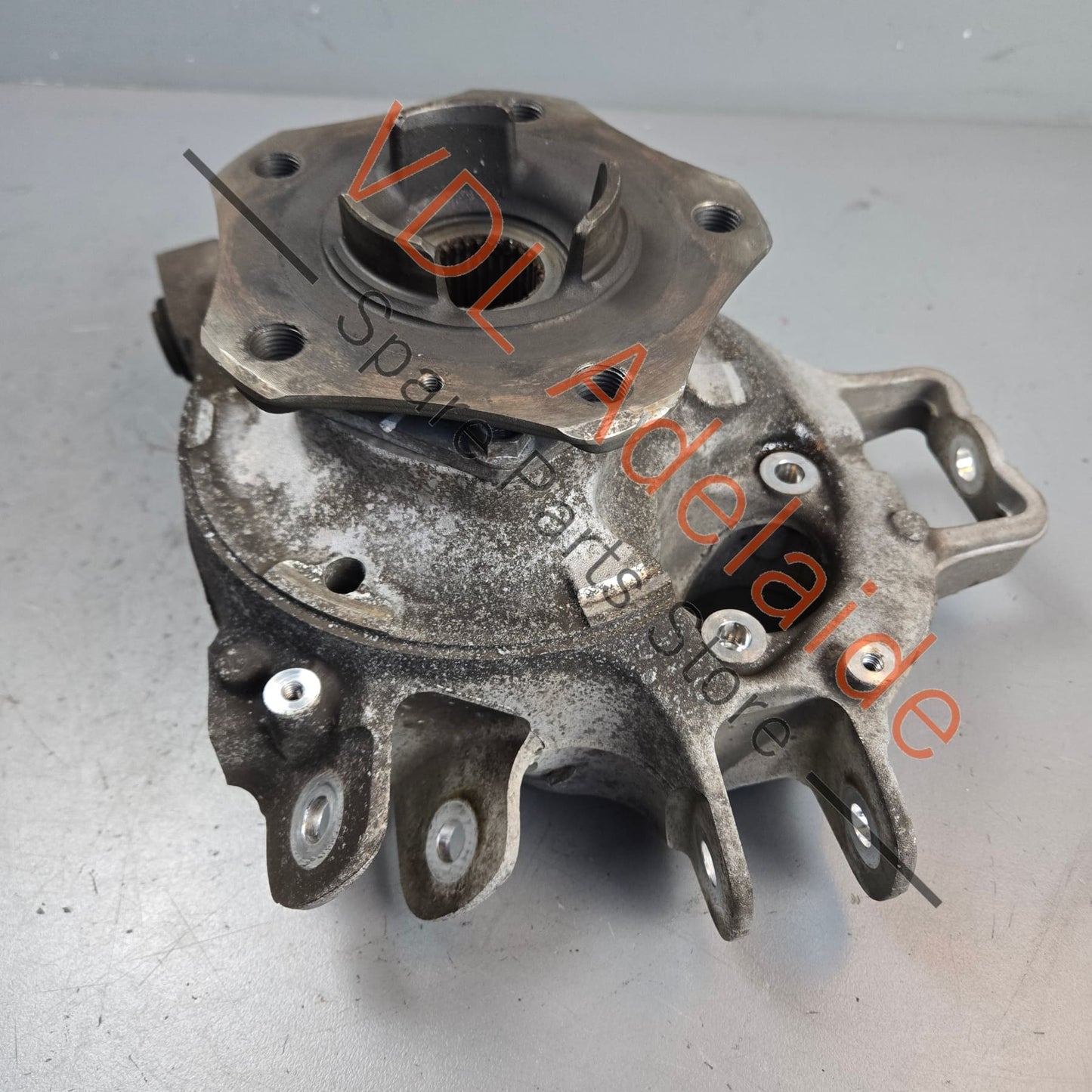 97033161102 Porsche Panamera 970 Rear Left Suspension Hub Wheel Bearing Knuckle 97033161102