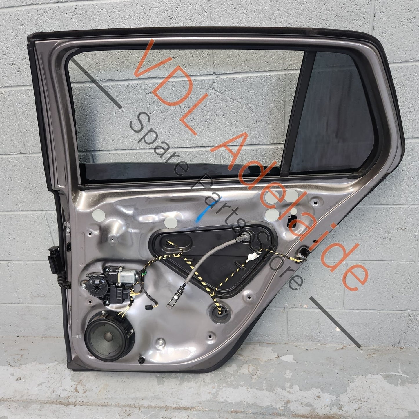 5G4833056AD VW Golf MK7 Rear Right Door Shell Panel Limestone Grey LA7N Z1 A7N