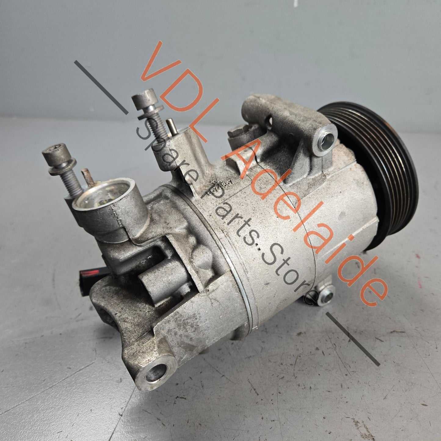 5Q0820803D 5Q0820803F 5Q0820803K VW Audi AC Compressor 5Q0820803D 5Q0820803F 5Q0820803K
