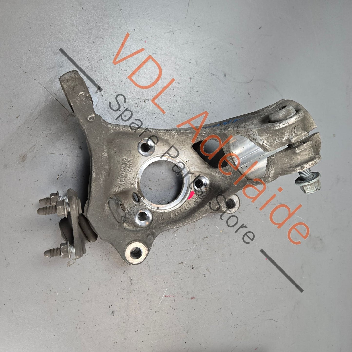 5Q0407257 5Q0407253 VW Golf R MK7 7.5 Front Left Wheel Bearing Housing 85mm 5Q0407257A 5Q0407253A
