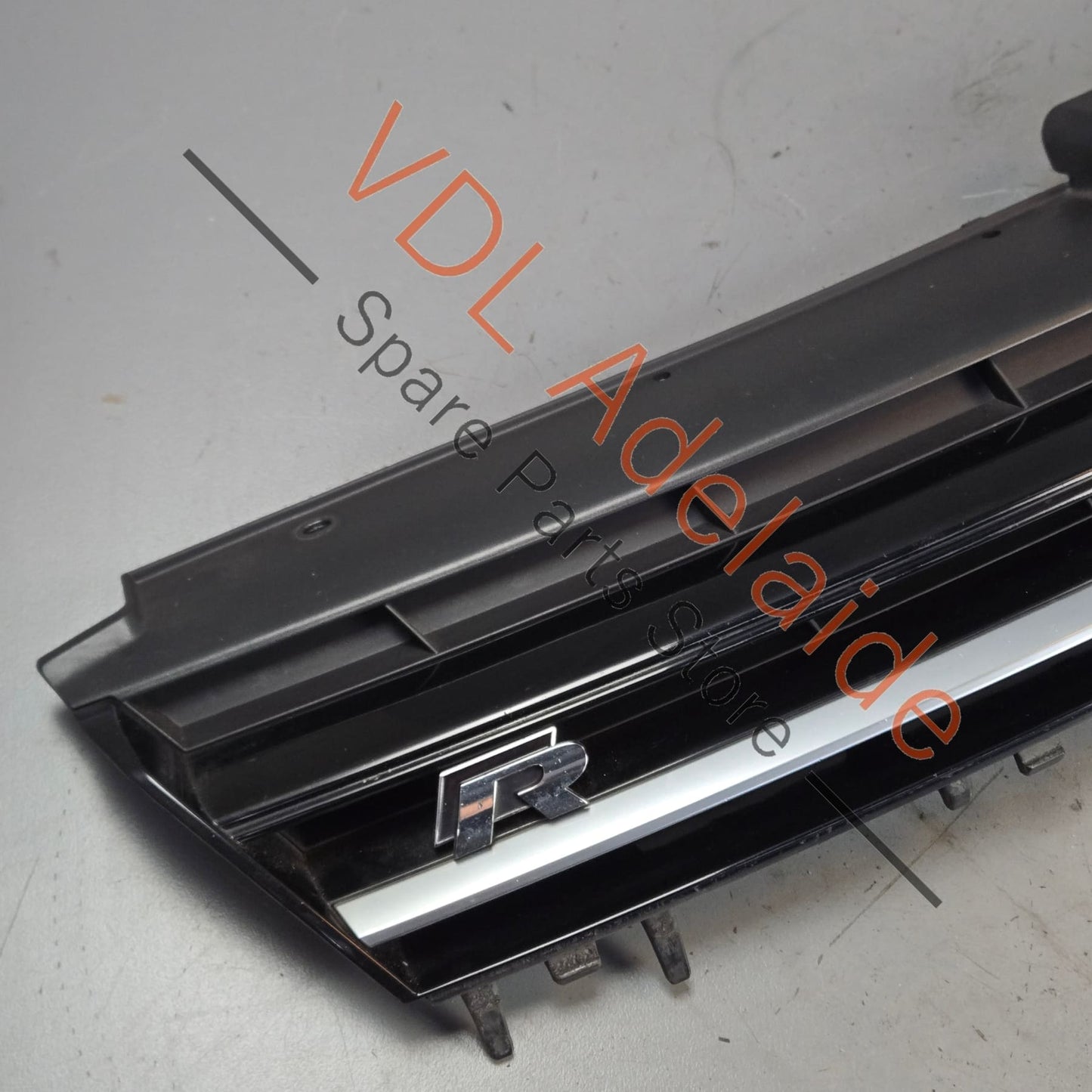5G0853651EADQ VW Golf R MK7 Front Grille Genuine OEM 5G0853651E ADQ