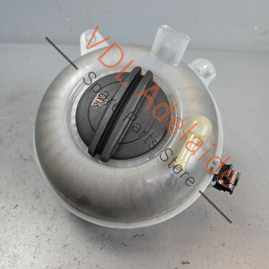 5Q0121407T    VW Golf MK7 Water Coolant Tank Reservoir with Cap 2Q0121321A 5Q0121407T
