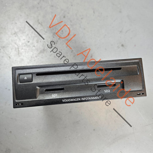 3Q0035846    VW MIB2 STD +2 ZR NAV MMI Central Computer Radio 3Q0035846