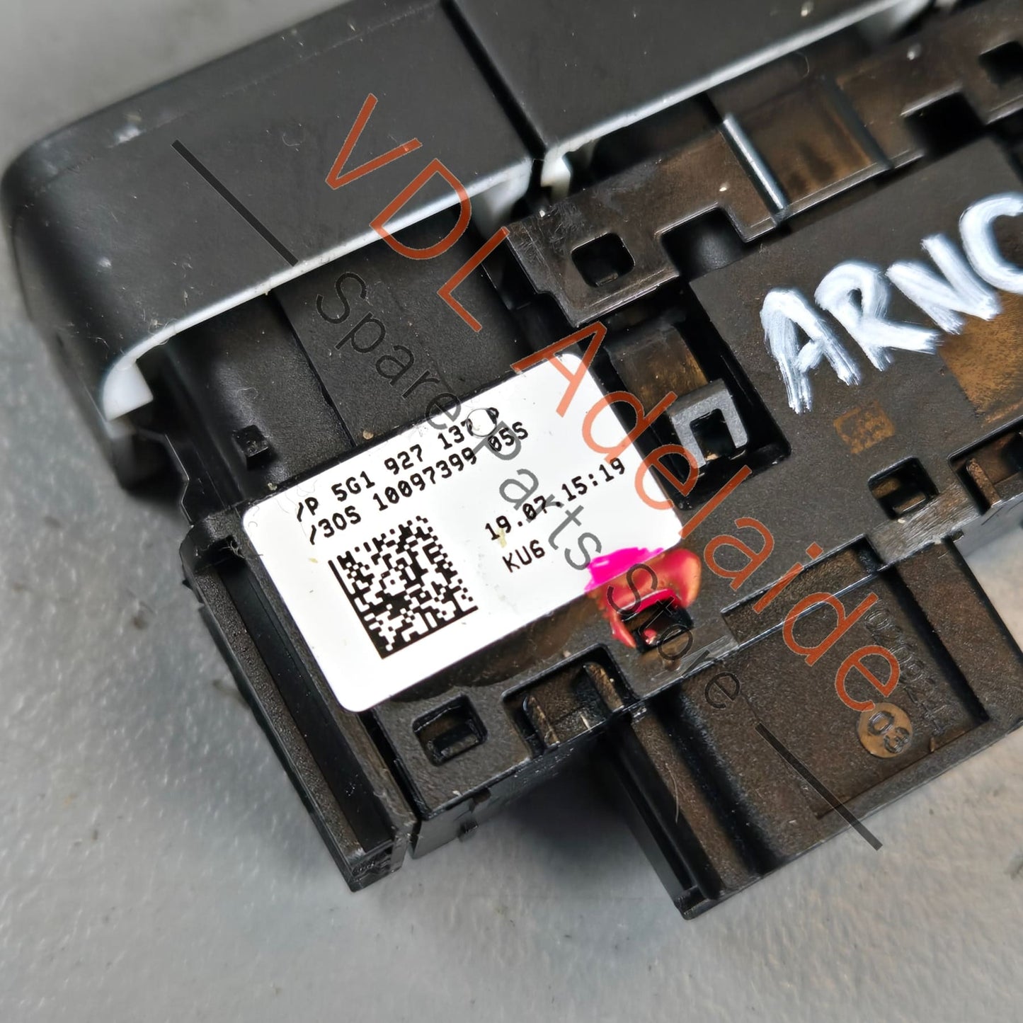 5G1927137P VW Golf MK7.5 Driving Mode ESP & Start Stop Switch Centre Console 5G1927137P