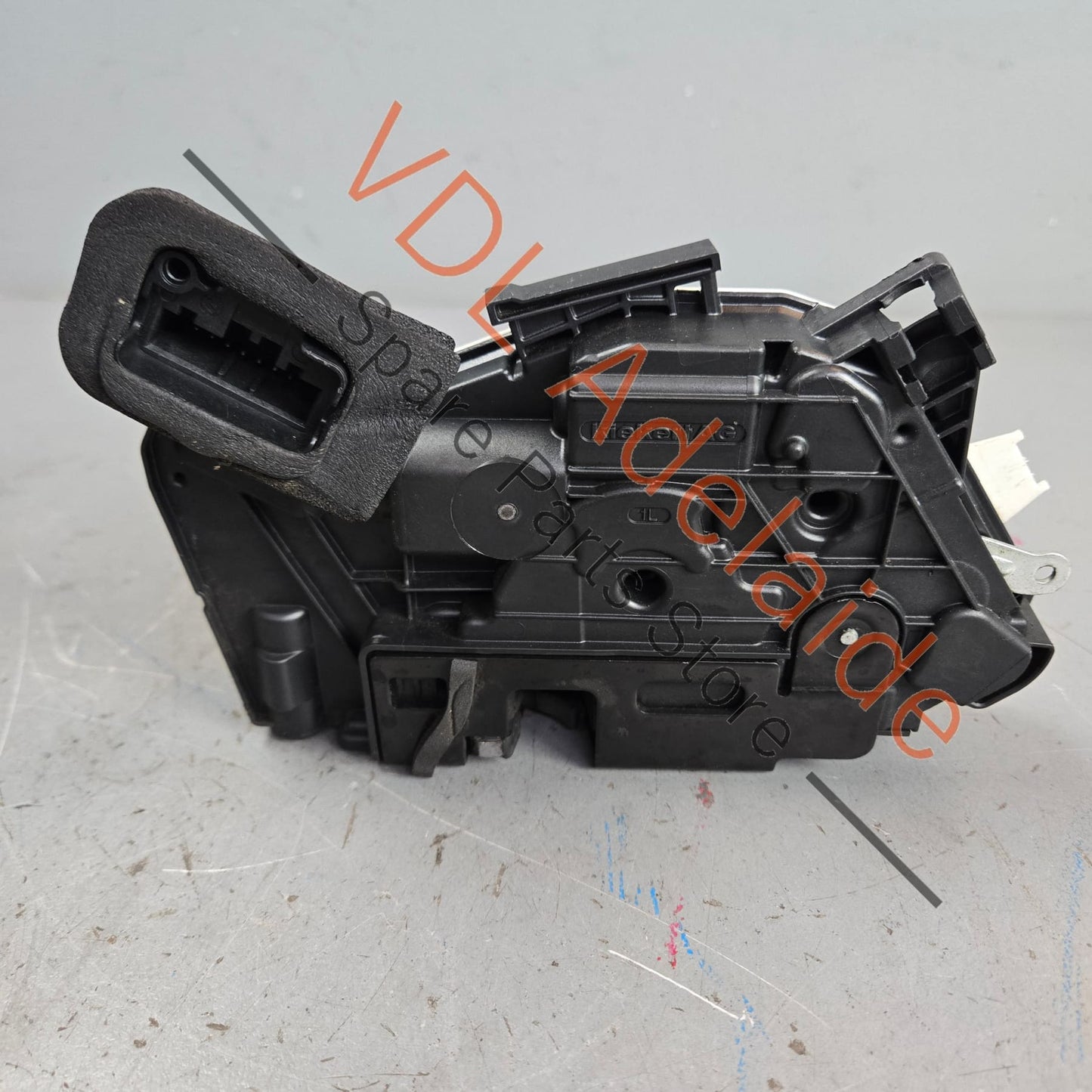 5K2837015D 5K2837015H VW Golf Front Left Side Door Lock Actuator 5K2837015D 5K2837015H