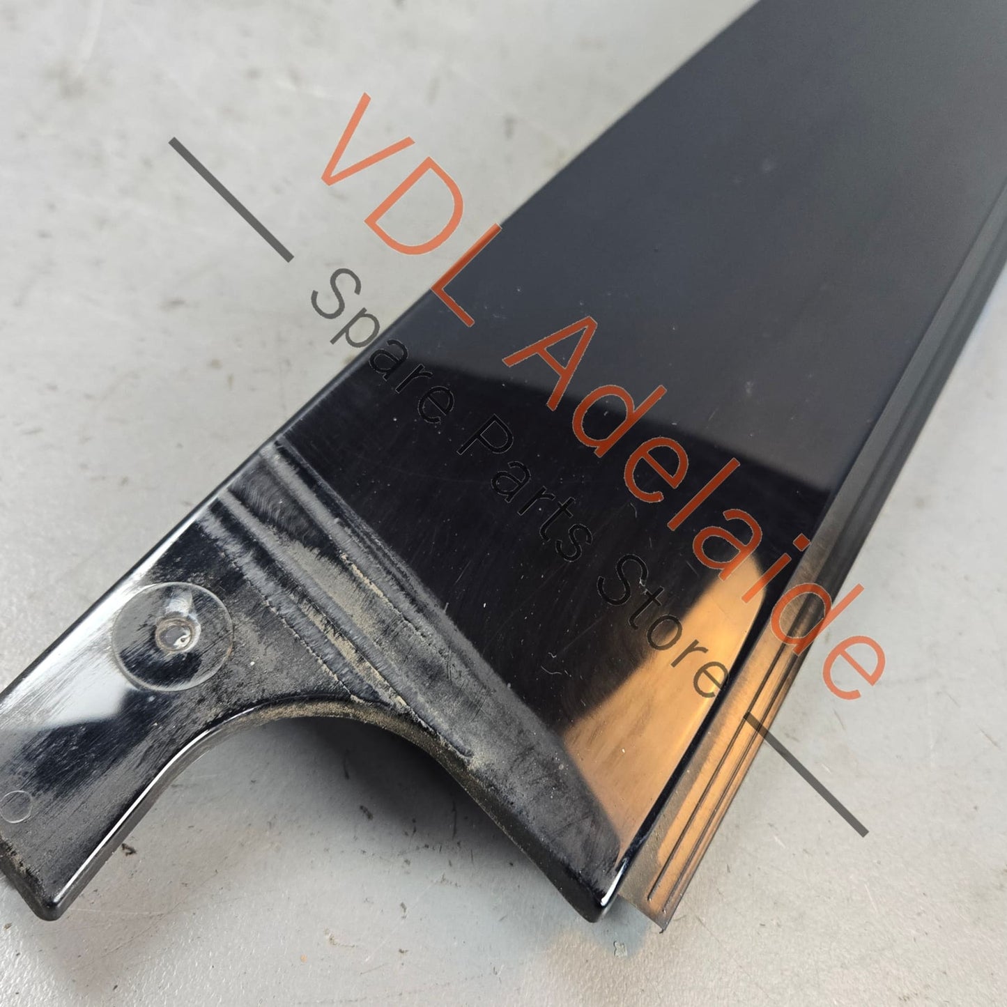 5G6839902D VW Golf Mk7 Gloss Black Rear Right B Pillar Exterior Trim for Door Window Frame 5G6839902B