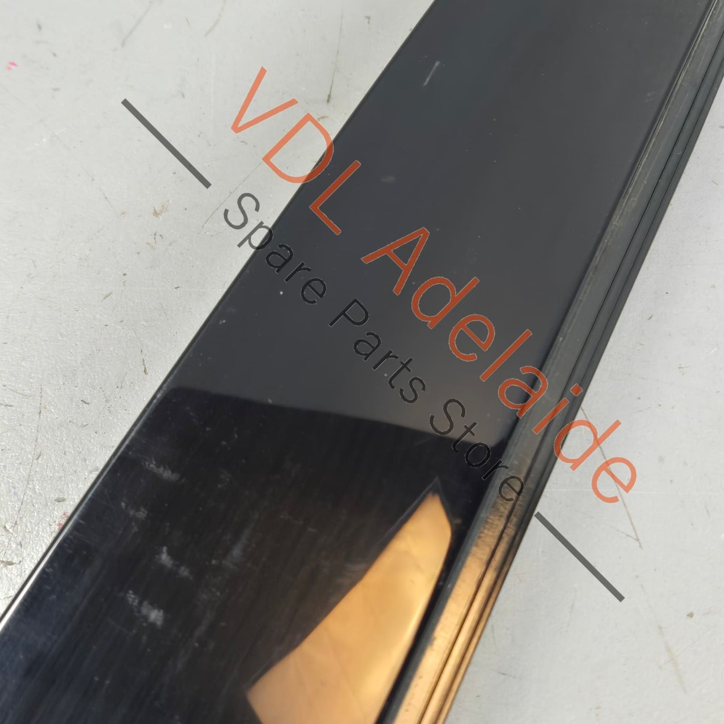 5G6839902D VW Golf Mk7 Gloss Black Rear Right B Pillar Exterior Trim for Door Window Frame 5G6839902B