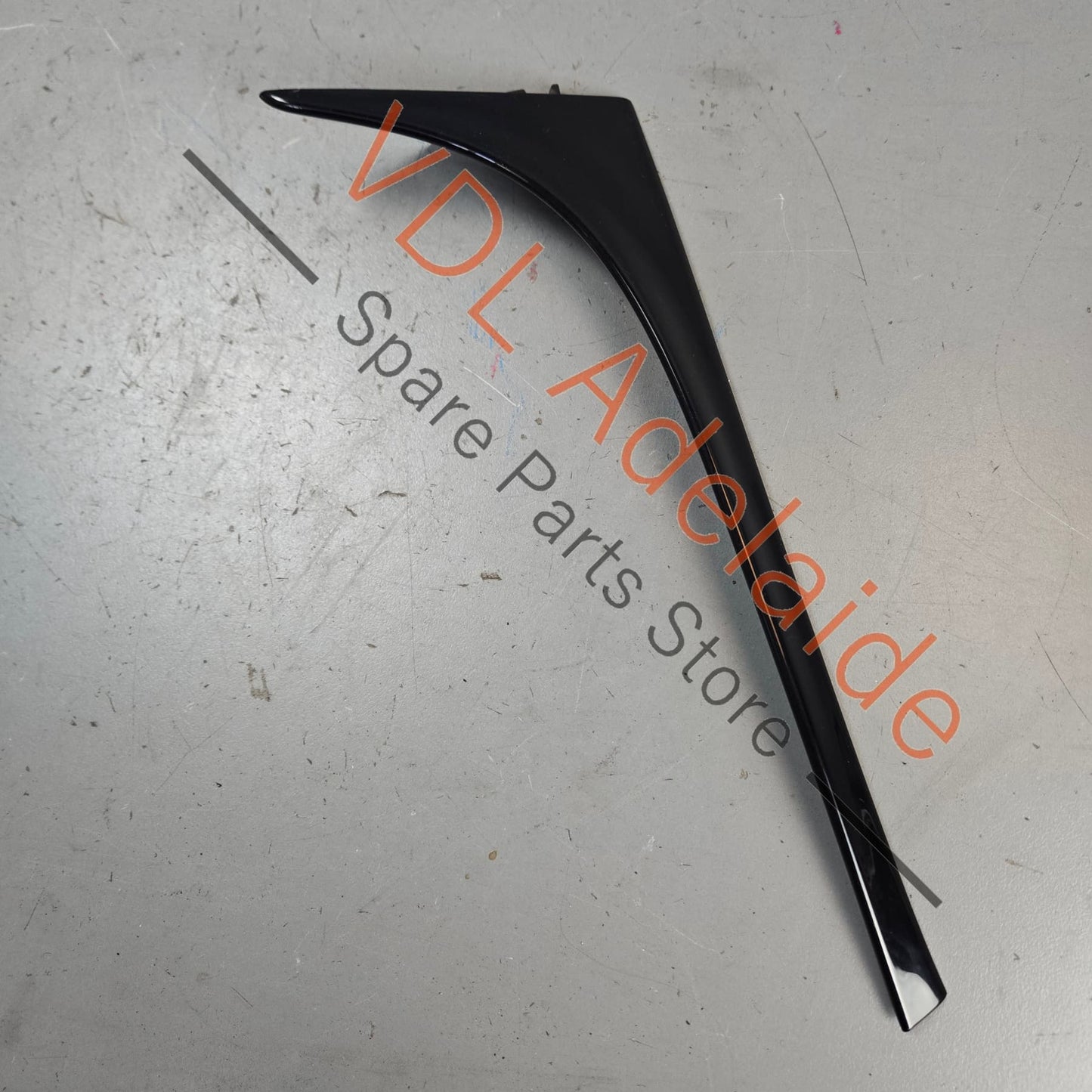 5G6805946C VW Golf MK7 7.5 Gti R Right Rear Window Spoiler Trim Molding 5G6805946C 041