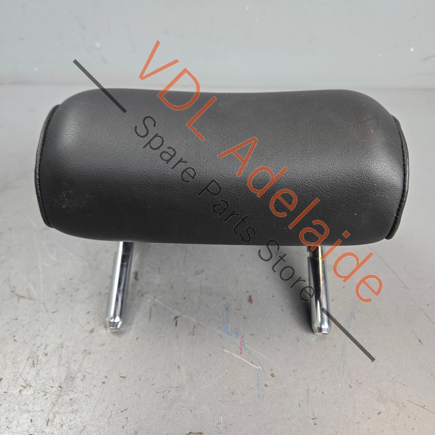 5G0885902TDYF 5G0885902T VW Golf R MK7 Rear Middle Centre Headrest 5G0885902T DYF
