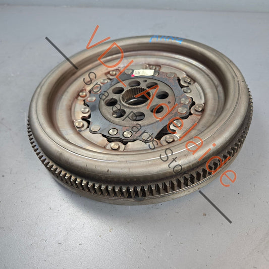 06K105266A    Golf R MK7 Dual Mass DSG Flywheel 06K105266A