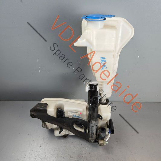5Q0955449AT 5Q0955453AM 
5Q0955453AK  VW Golf R MK7 Windscreen Washer Bottle Tank Reservoir System