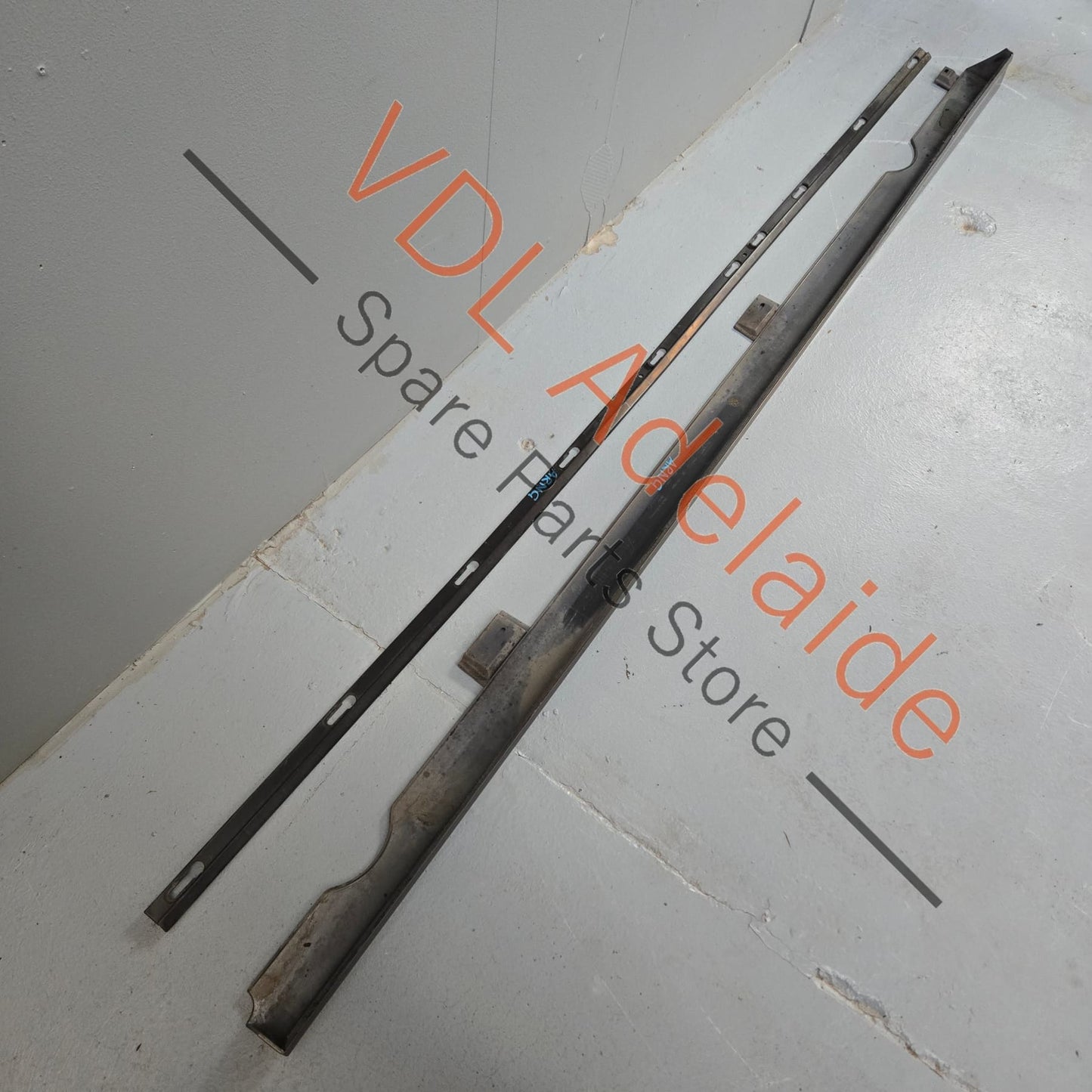 5G0853855 5G0853855GRU VW Golf R MK7 LHS Left Widened Sill Panel Sideskirt Rocker Panel Cover Trim Moulding 5G0853855