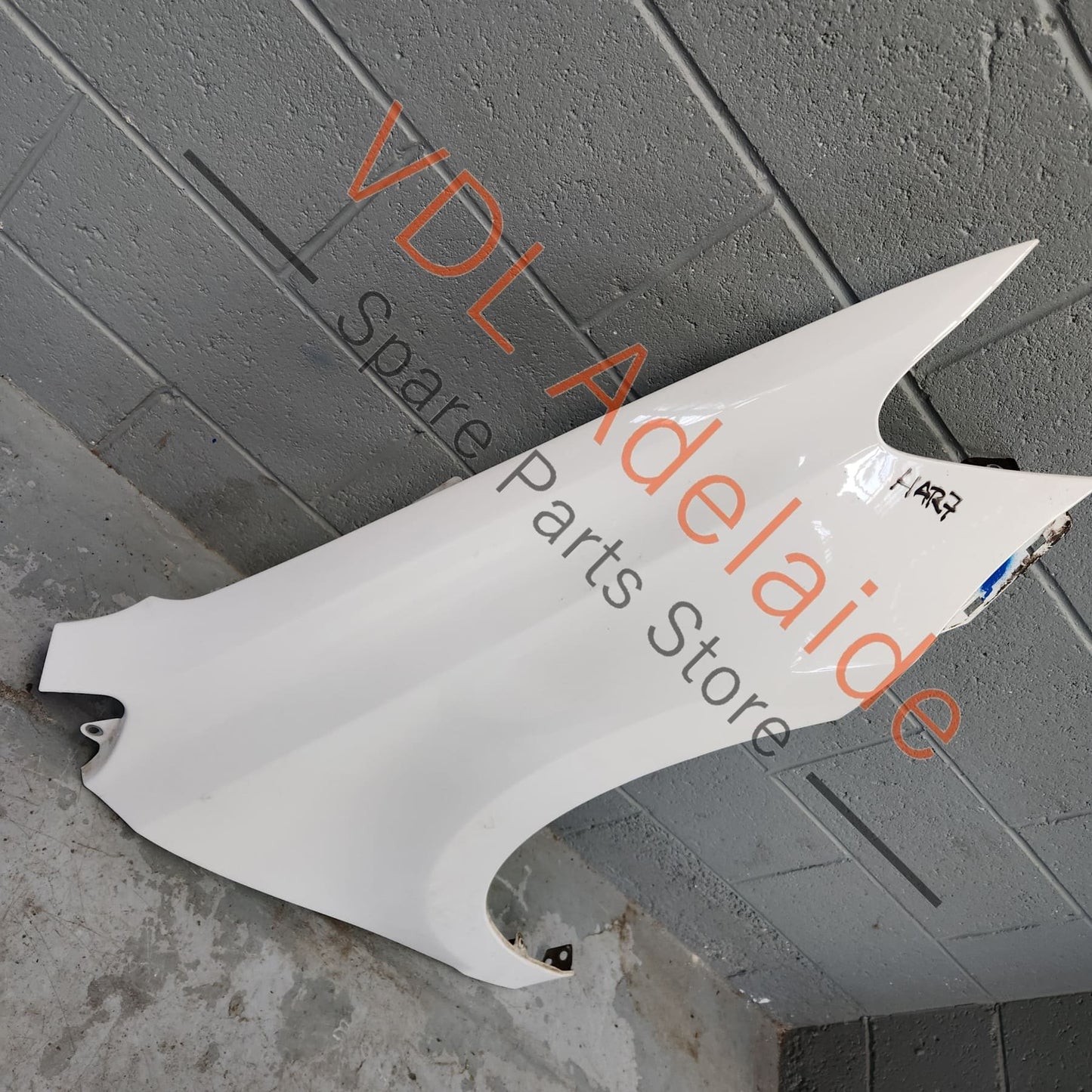 6R0821106H VW Polo 6R Front Right Fender Mudguard Wing Panel Candy White B4 / B9A