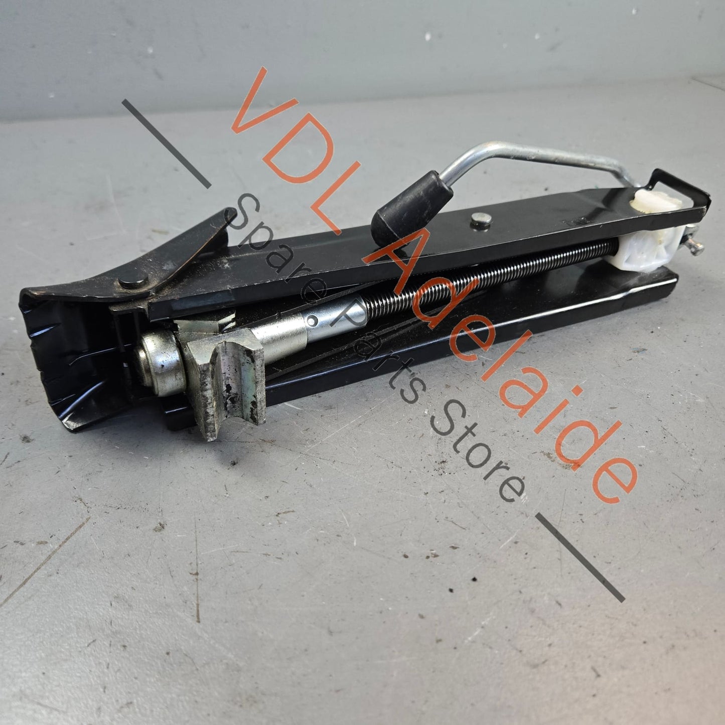 6R0011031F Genuine Original VW Polo 6R Audi A1 8X Emergency Flat Tyre Jack Tool 6R0011031F