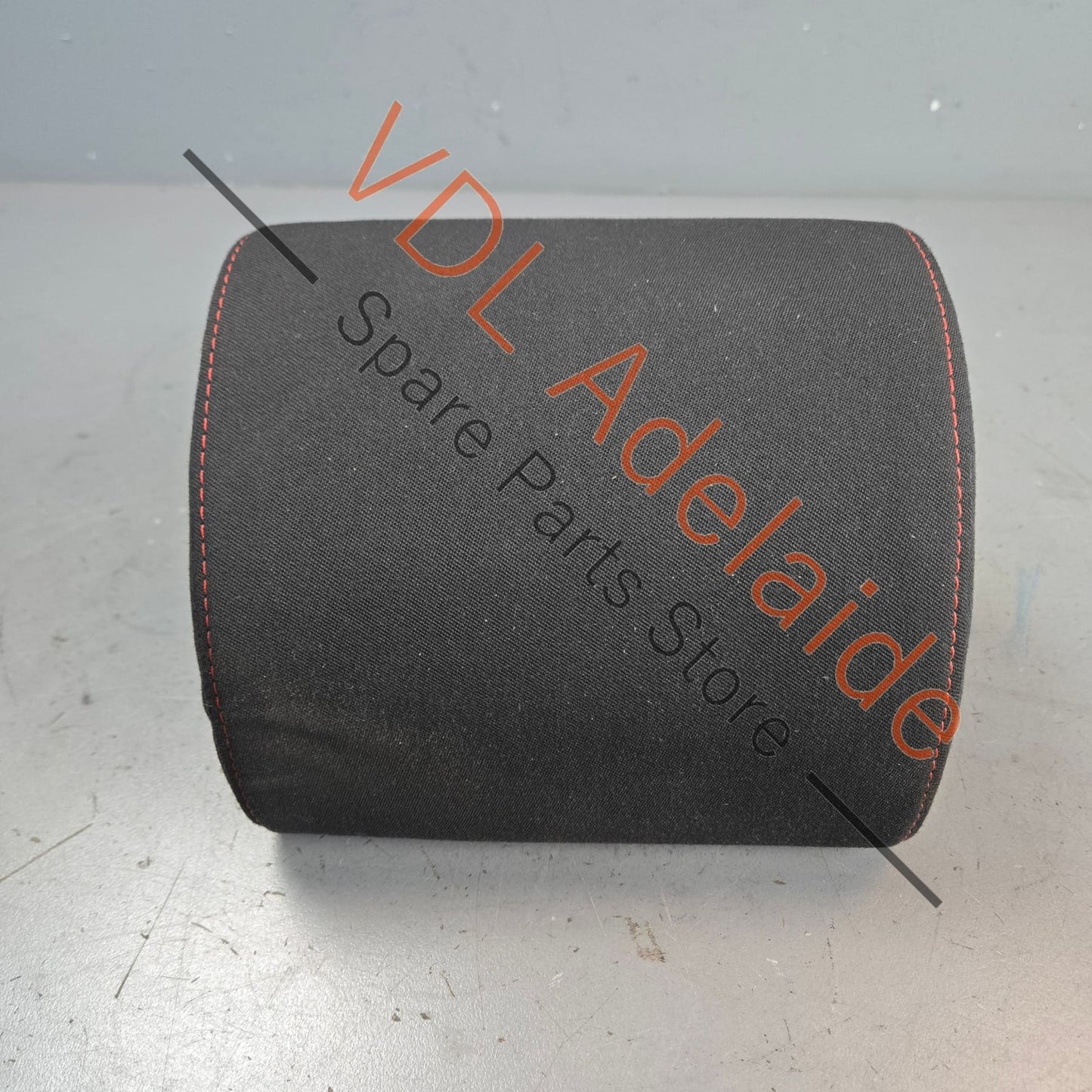 6R6885902BYCG 6R6885902B VW Polo Gti 6R Cloth Headrest for Rear Middle Seat Red Stitch Titanium black/red 6R0885902B YCG