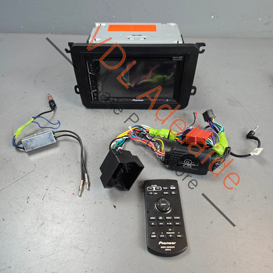 AVH-Z2050BT    Aftermarket Pioneer Radio Unit with Bluetooth for VW Cars AVH-Z2050BT