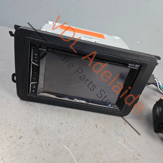 AVH-Z2050BT    Aftermarket Pioneer Radio Unit with Bluetooth for VW Cars AVH-Z2050BT